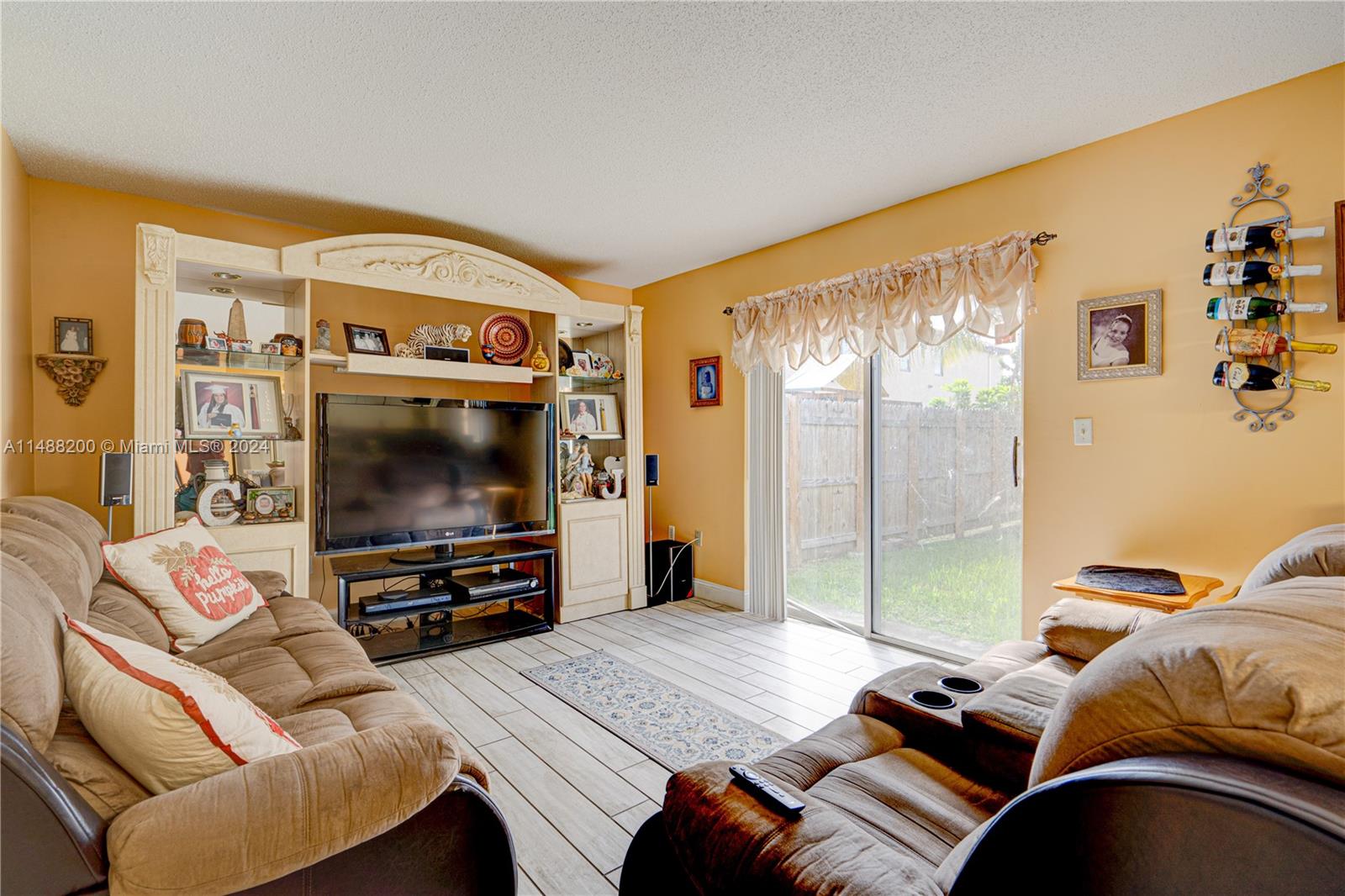 12110 SW 251st Ter, Homestead, Florida 33032, 4 Bedrooms Bedrooms, ,2 BathroomsBathrooms,Residential,For Sale,12110 SW 251st Ter,A11488200