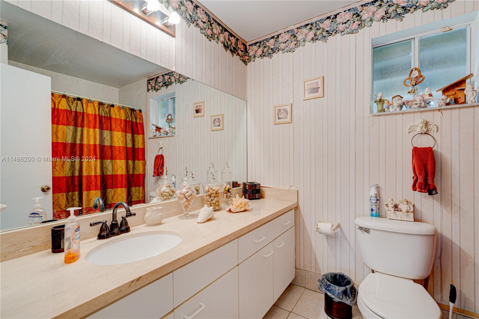 12110 SW 251st Ter, Homestead, Florida 33032, 4 Bedrooms Bedrooms, ,2 BathroomsBathrooms,Residential,For Sale,12110 SW 251st Ter,A11488200