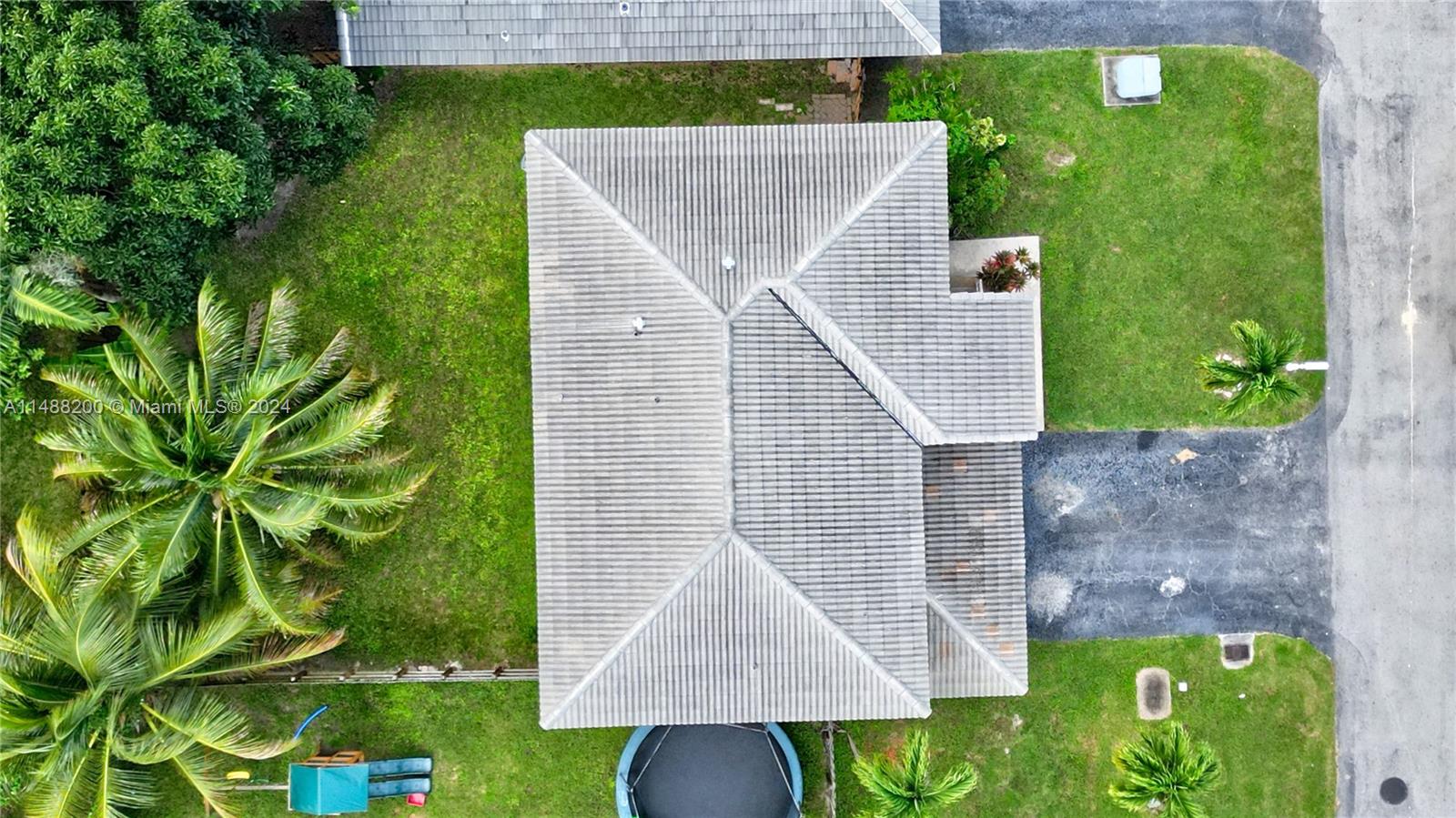 12110 SW 251st Ter, Homestead, Florida 33032, 4 Bedrooms Bedrooms, ,2 BathroomsBathrooms,Residential,For Sale,12110 SW 251st Ter,A11488200