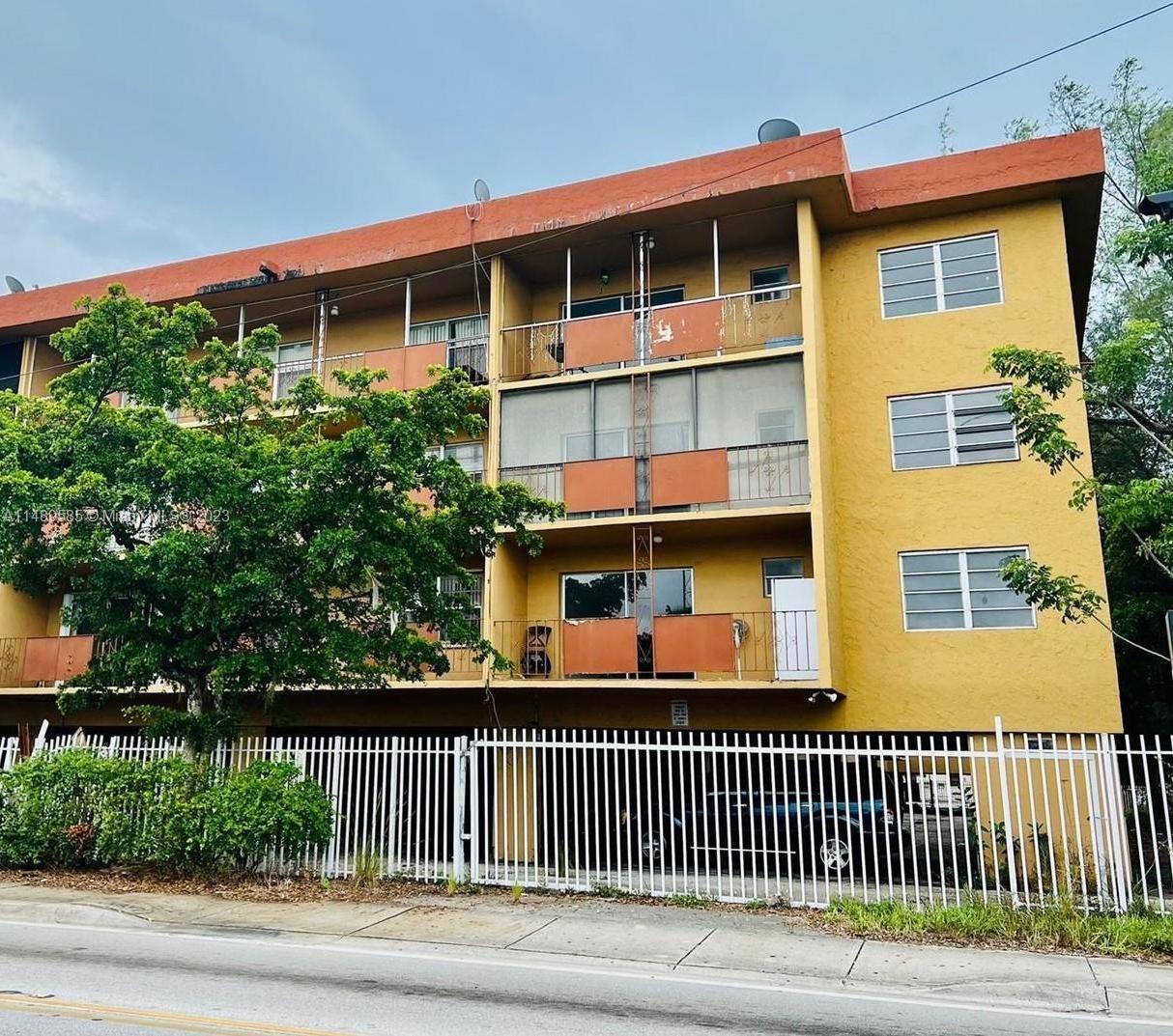 13480 NE 6th Ave 313, North Miami, Florida 33161, 2 Bedrooms Bedrooms, ,2 BathroomsBathrooms,Residential,For Sale,13480 NE 6th Ave 313,A11489585