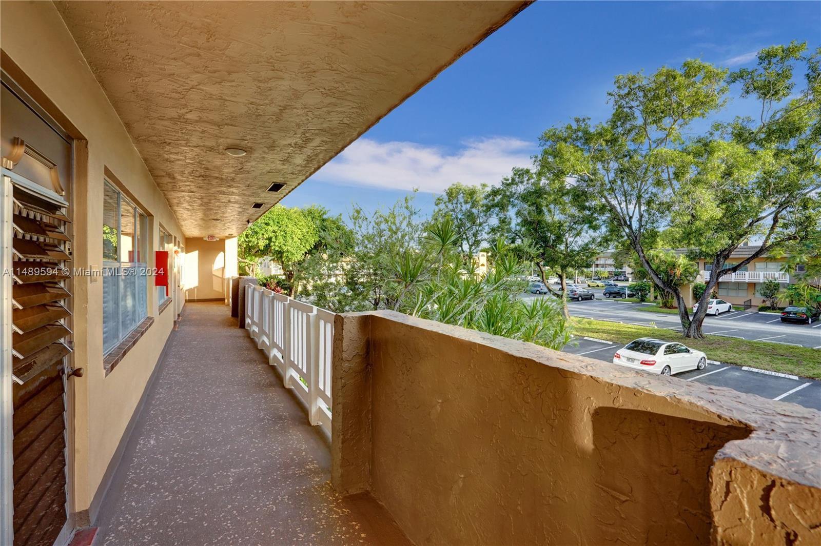 9121 Sunrise Lakes Blvd 204, Sunrise, Florida 33322, 1 Bedroom Bedrooms, ,1 BathroomBathrooms,Residential,For Sale,9121 Sunrise Lakes Blvd 204,A11489594
