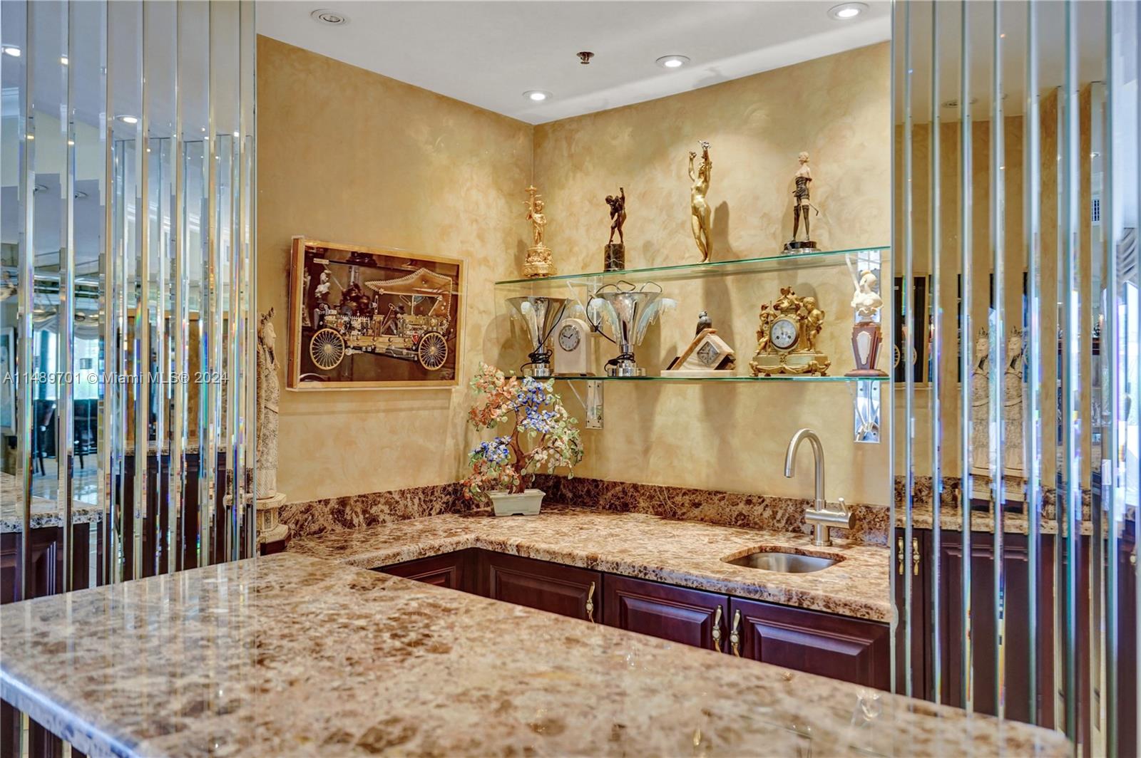 20281 Country Club Dr, Aventura, FL, 33180 United States, 3 Bedrooms Bedrooms, ,2 BathroomsBathrooms,Residential,For Sale,Country Club Dr,A11489701