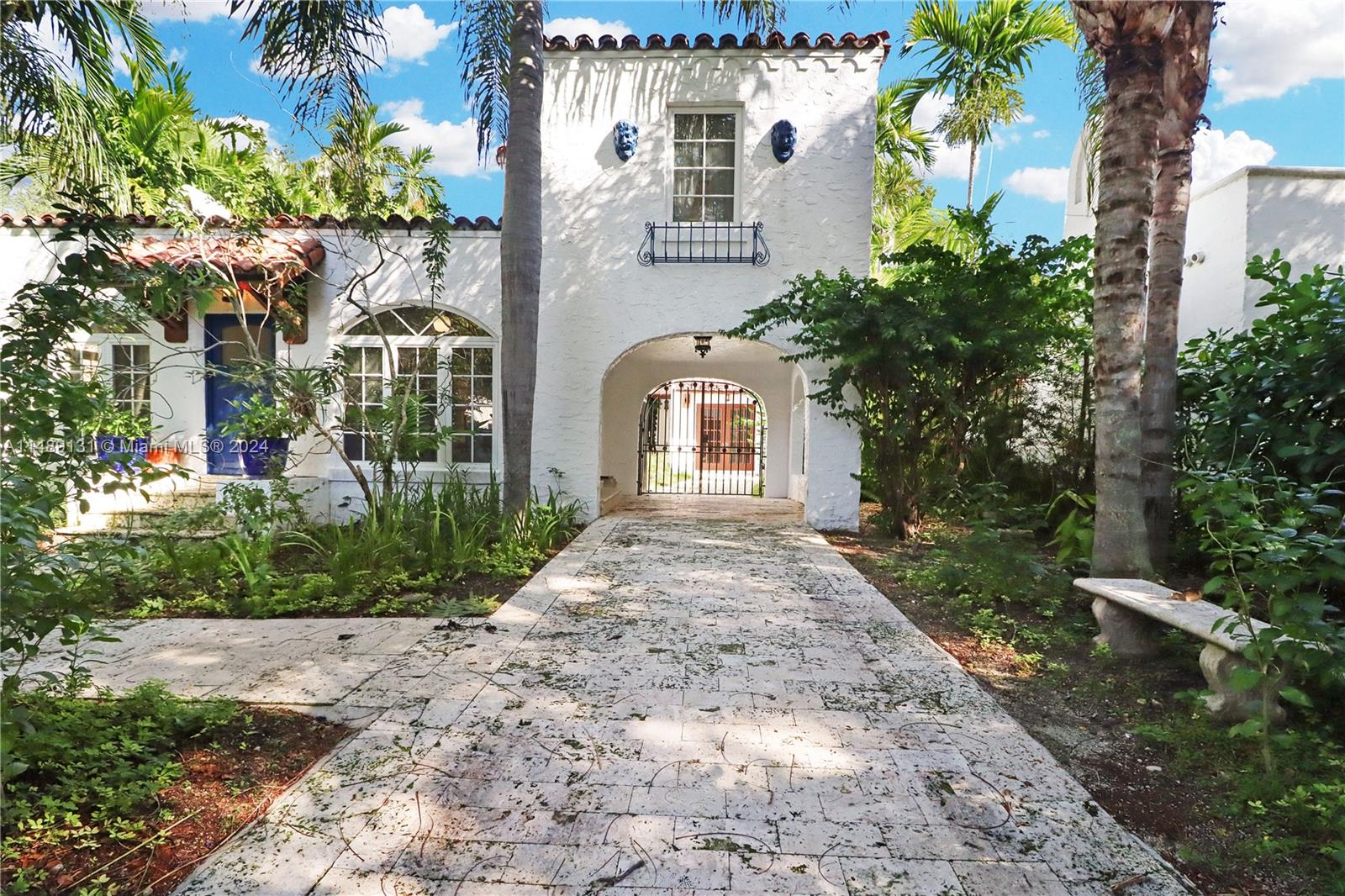 1119 Lisbon St, Coral Gables, Florida 33134, 3 Bedrooms Bedrooms, ,2 BathroomsBathrooms,Residential,For Sale,1119 Lisbon St,A11489131