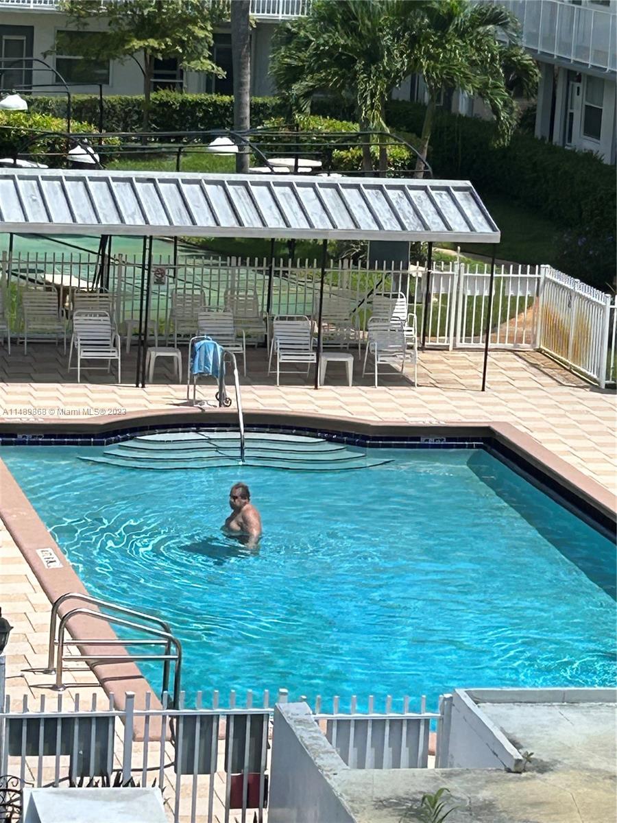 15600 NE 6th Ave 43A, Miami, Florida 33162, 2 Bedrooms Bedrooms, ,1 BathroomBathrooms,Residential,For Sale,15600 NE 6th Ave 43A,A11489868