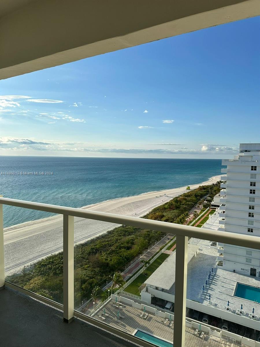 5701  Collins Ave #PH12 For Sale A11489213, FL