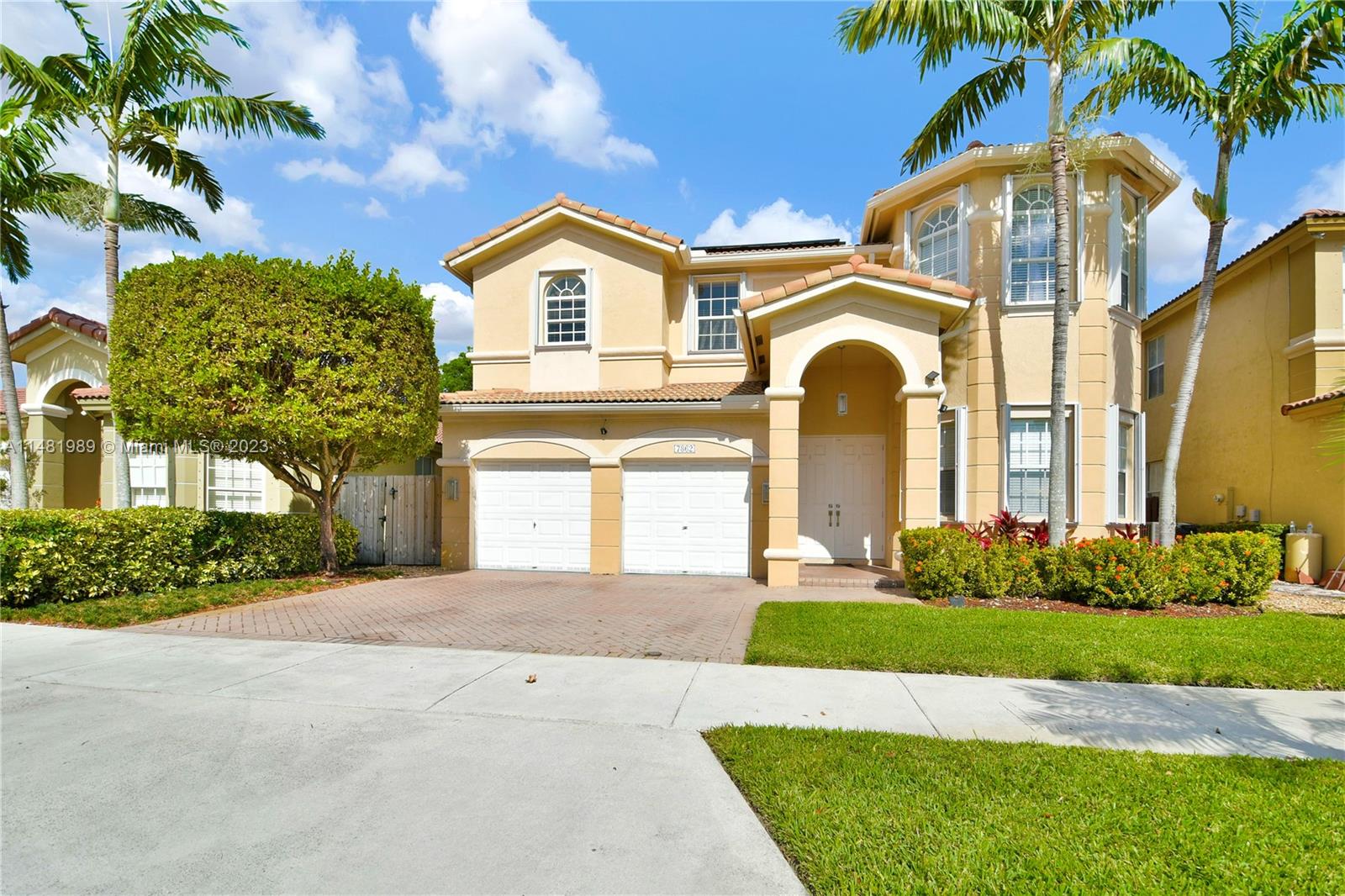 7862 113th Pl, Doral, FL, 33178 United States, 5 Bedrooms Bedrooms, ,4 BathroomsBathrooms,Residential,For Sale,113th Pl,A11481989