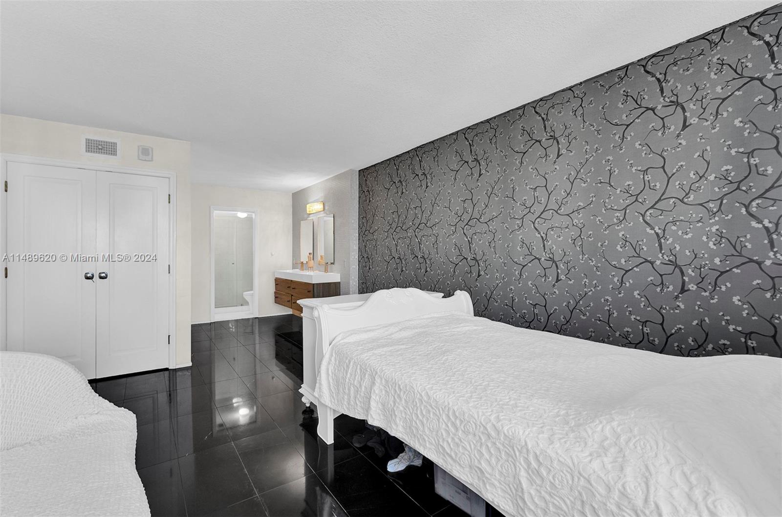 2030 S Ocean Dr 803, Hallandale Beach, Florida 33009, 1 Bedroom Bedrooms, ,1 BathroomBathrooms,Residential,For Sale,2030 S Ocean Dr 803,A11489620