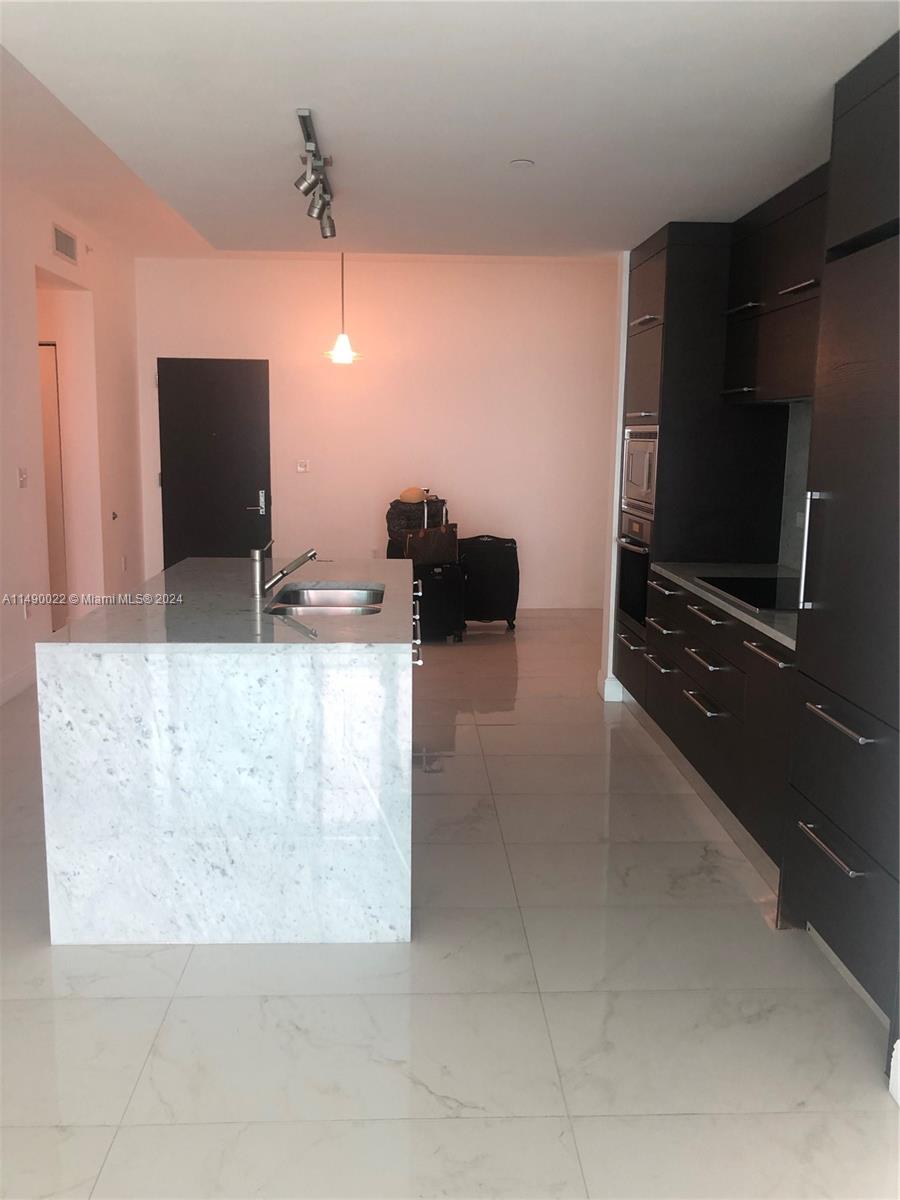 900 Biscayne Blvd 4904, Miami, Florida 33132, 1 Bedroom Bedrooms, ,2 BathroomsBathrooms,Residential,For Sale,900 Biscayne Blvd 4904,A11490022