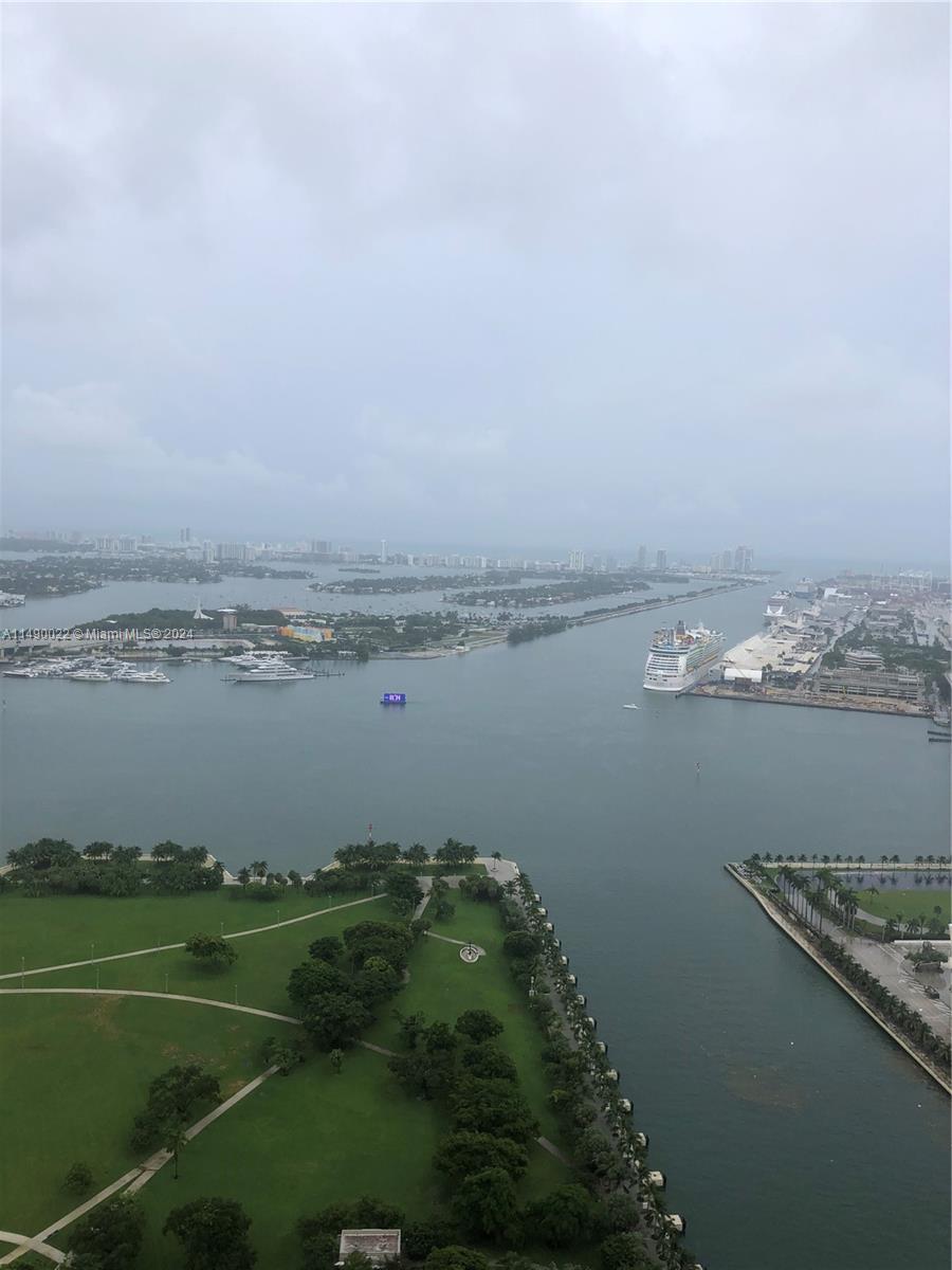 900 Biscayne Blvd 4904, Miami, Florida 33132, 1 Bedroom Bedrooms, ,2 BathroomsBathrooms,Residential,For Sale,900 Biscayne Blvd 4904,A11490022