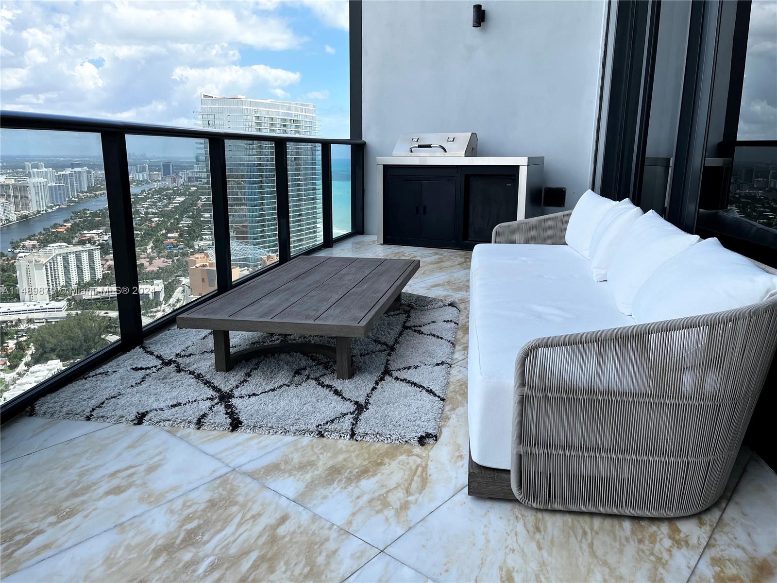 18555 Collins Ave, Sunny Isles Beach, FL, 33160 United States, 3 Bedrooms Bedrooms, ,4 BathroomsBathrooms,Residential,For Sale,Collins Ave,A11489879