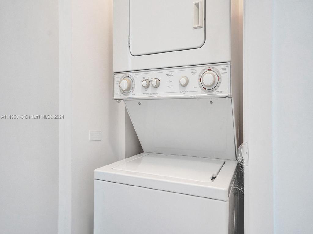 1900 N Bayshore Dr 3103, Miami, Florida 33132, 1 Bedroom Bedrooms, ,1 BathroomBathrooms,Residential,For Sale,1900 N Bayshore Dr 3103,A11490043