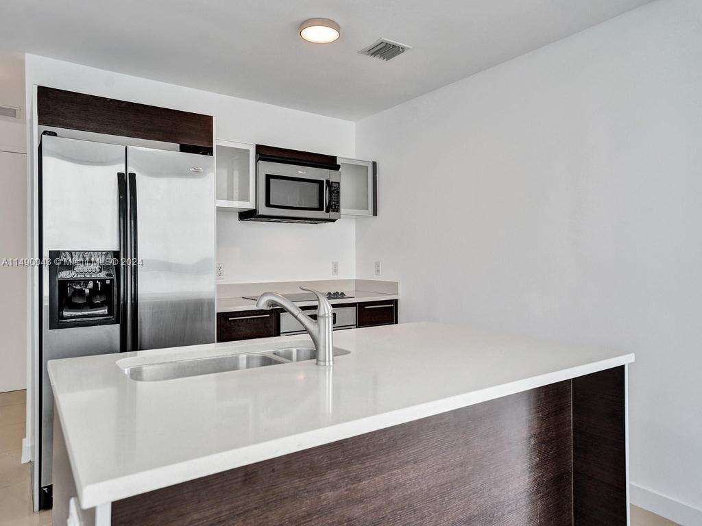 1900 N Bayshore Dr 3103, Miami, Florida 33132, 1 Bedroom Bedrooms, ,1 BathroomBathrooms,Residential,For Sale,1900 N Bayshore Dr 3103,A11490043