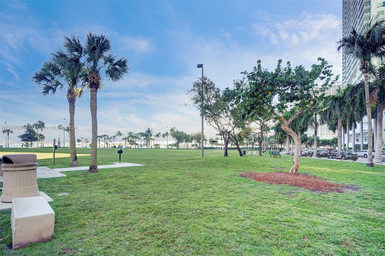 1900 N Bayshore Dr 3103, Miami, Florida 33132, 1 Bedroom Bedrooms, ,1 BathroomBathrooms,Residential,For Sale,1900 N Bayshore Dr 3103,A11490043