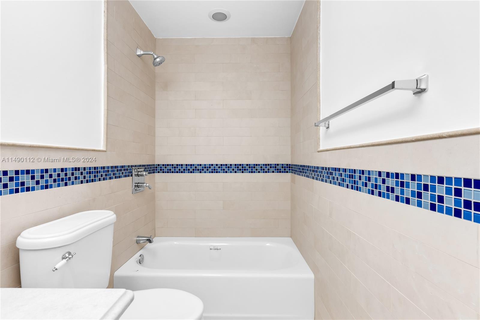 10400 Lakeside Dr, Coral Gables, FL, 33156 United States, 6 Bedrooms Bedrooms, ,7 BathroomsBathrooms,Residential,For Sale,Lakeside Dr,A11490112