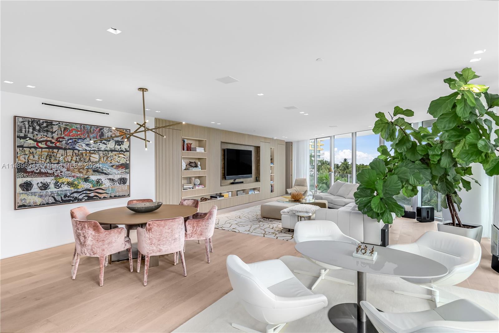 1 Collins Ave, Miami Beach, FL, 33139 United States, 4 Bedrooms Bedrooms, ,4 BathroomsBathrooms,Residential,For Sale,Collins Ave,A11489694