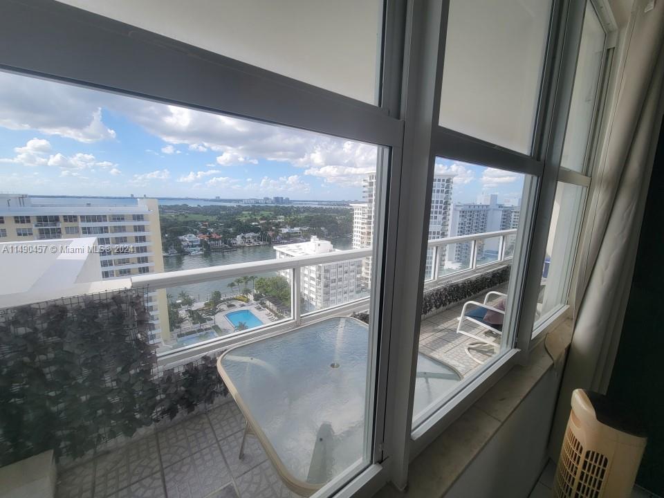 5601 Collins Ave PH-9, Miami Beach, Florida 33140, 2 Bedrooms Bedrooms, ,2 BathroomsBathrooms,Residential,For Sale,5601 Collins Ave PH-9,A11490457