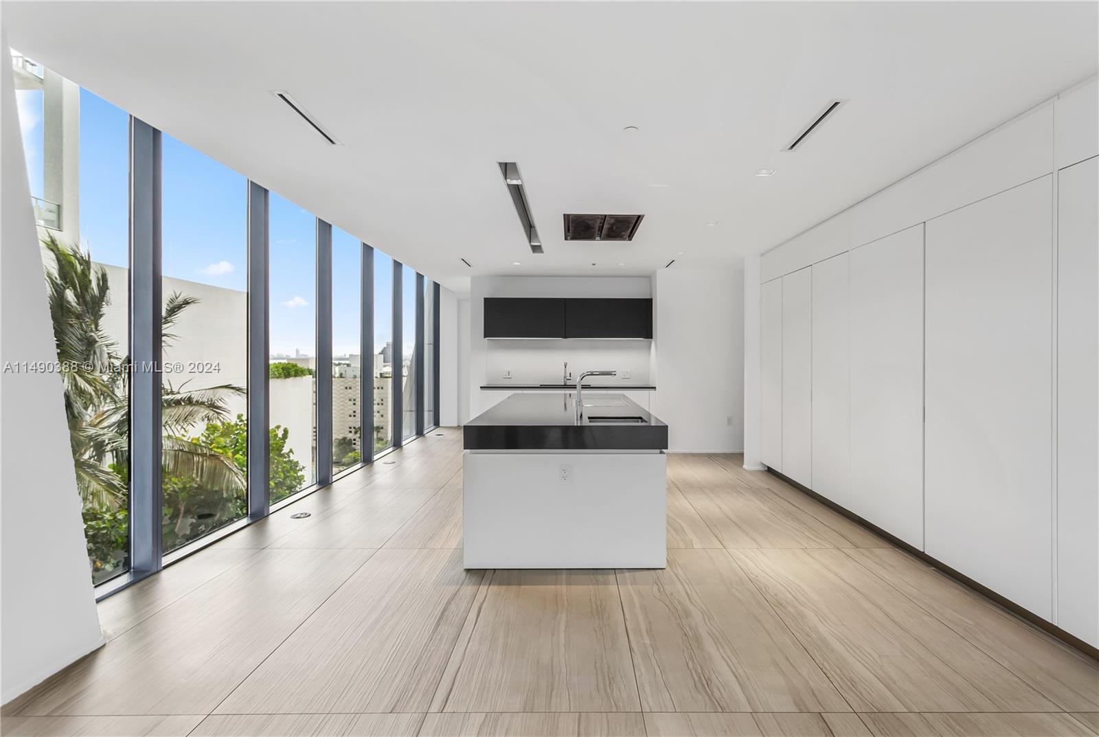 1000 Biscayne Blvd, Miami, FL, 33132 United States, 5 Bedrooms Bedrooms, ,6 BathroomsBathrooms,Residential,For Sale,Biscayne Blvd,A11490388