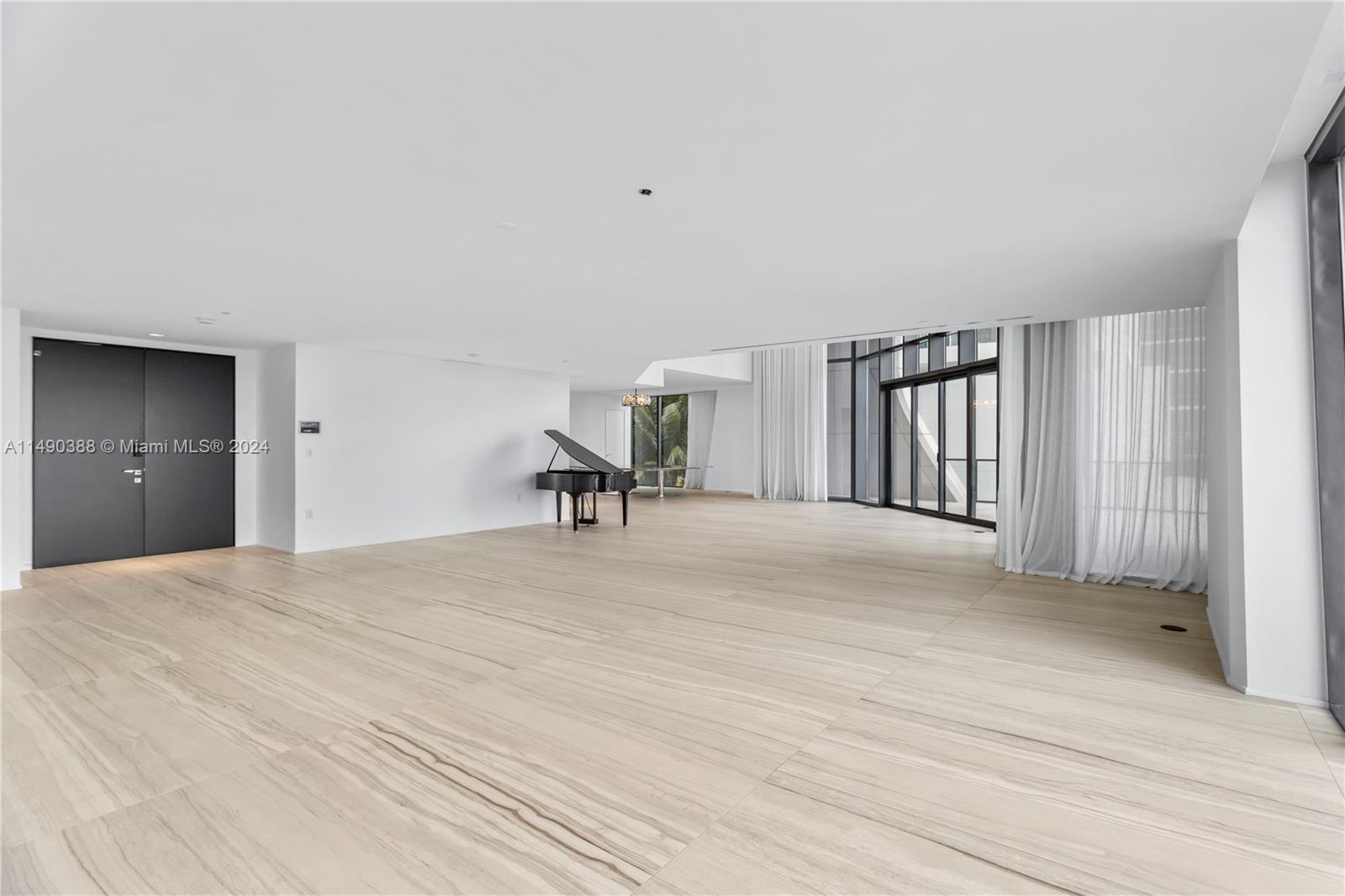 1000 Biscayne Blvd 1002, Miami, Florida 33132, 5 Bedrooms Bedrooms, ,6 BathroomsBathrooms,Residential,For Sale,1000 Biscayne Blvd 1002,A11490388