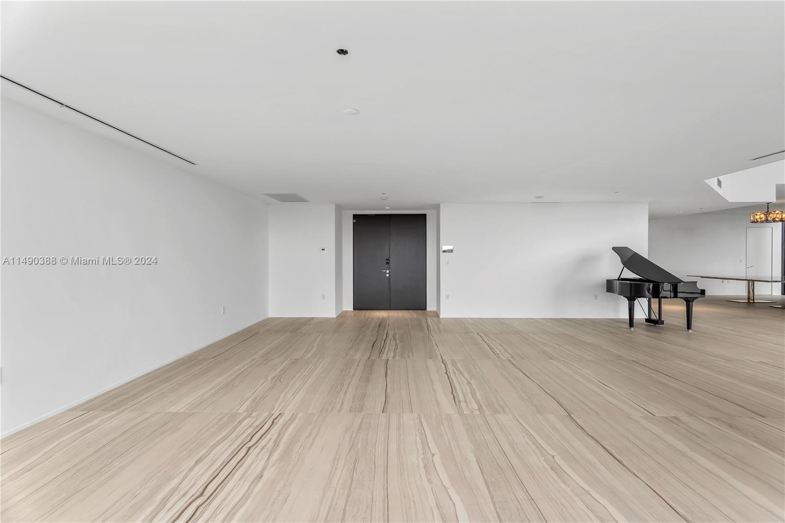 1000 Biscayne Blvd, Miami, FL, 33132 United States, 5 Bedrooms Bedrooms, ,6 BathroomsBathrooms,Residential,For Sale,Biscayne Blvd,A11490388