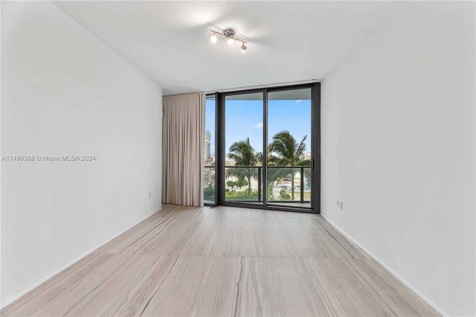1000 Biscayne Blvd, Miami, FL, 33132 United States, 5 Bedrooms Bedrooms, ,6 BathroomsBathrooms,Residential,For Sale,Biscayne Blvd,A11490388