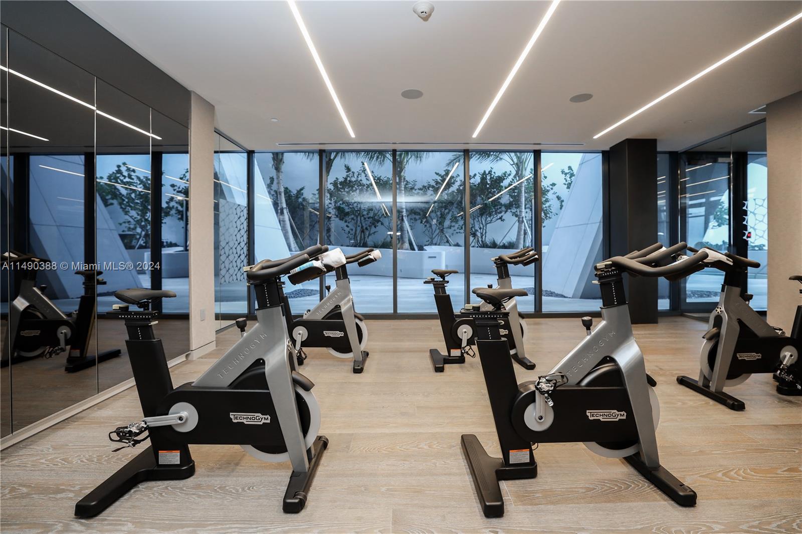 1000 Biscayne Blvd 1002, Miami, Florida 33132, 5 Bedrooms Bedrooms, ,6 BathroomsBathrooms,Residential,For Sale,1000 Biscayne Blvd 1002,A11490388