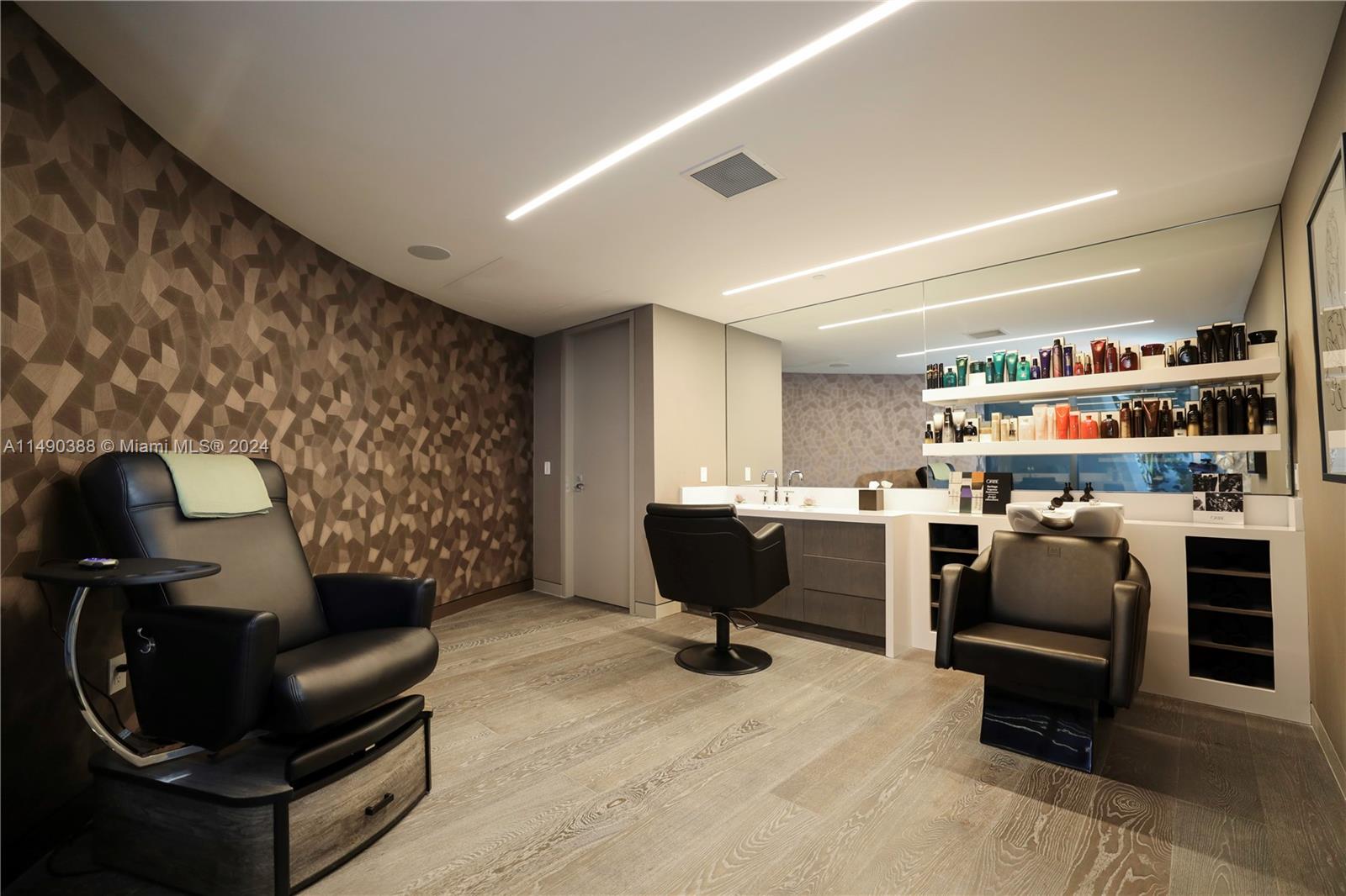 1000 Biscayne Blvd 1002, Miami, Florida 33132, 5 Bedrooms Bedrooms, ,6 BathroomsBathrooms,Residential,For Sale,1000 Biscayne Blvd 1002,A11490388
