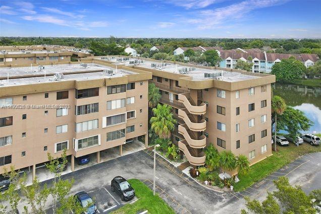 8040 Hampton Blvd 407, North Lauderdale, Florida 33068, 2 Bedrooms Bedrooms, ,2 BathroomsBathrooms,Residential,For Sale,8040 Hampton Blvd 407,A11490626