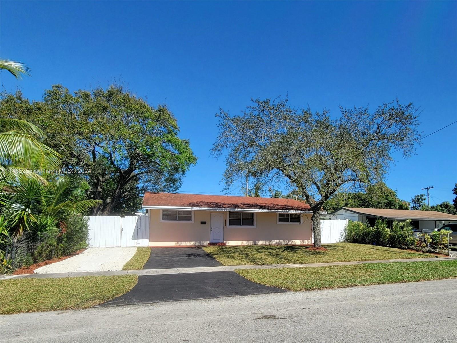 6441  Allen ST  For Sale A11485255, FL