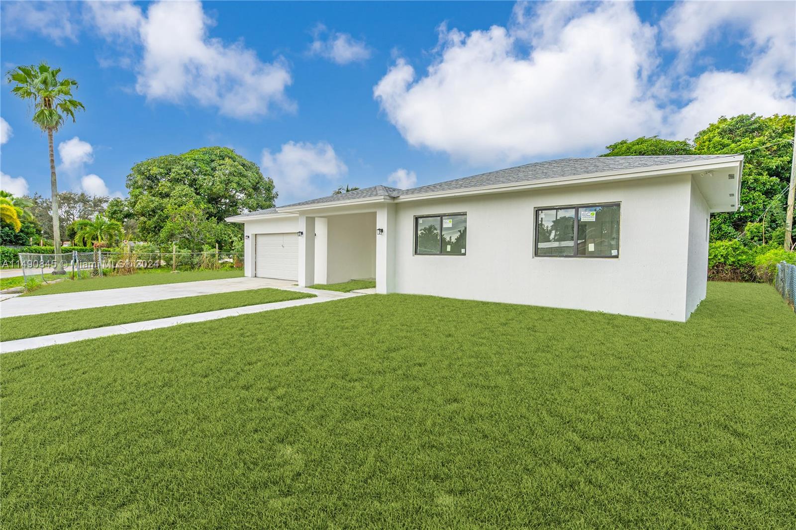 1511 NW 10th Ave  For Sale A11490845, FL