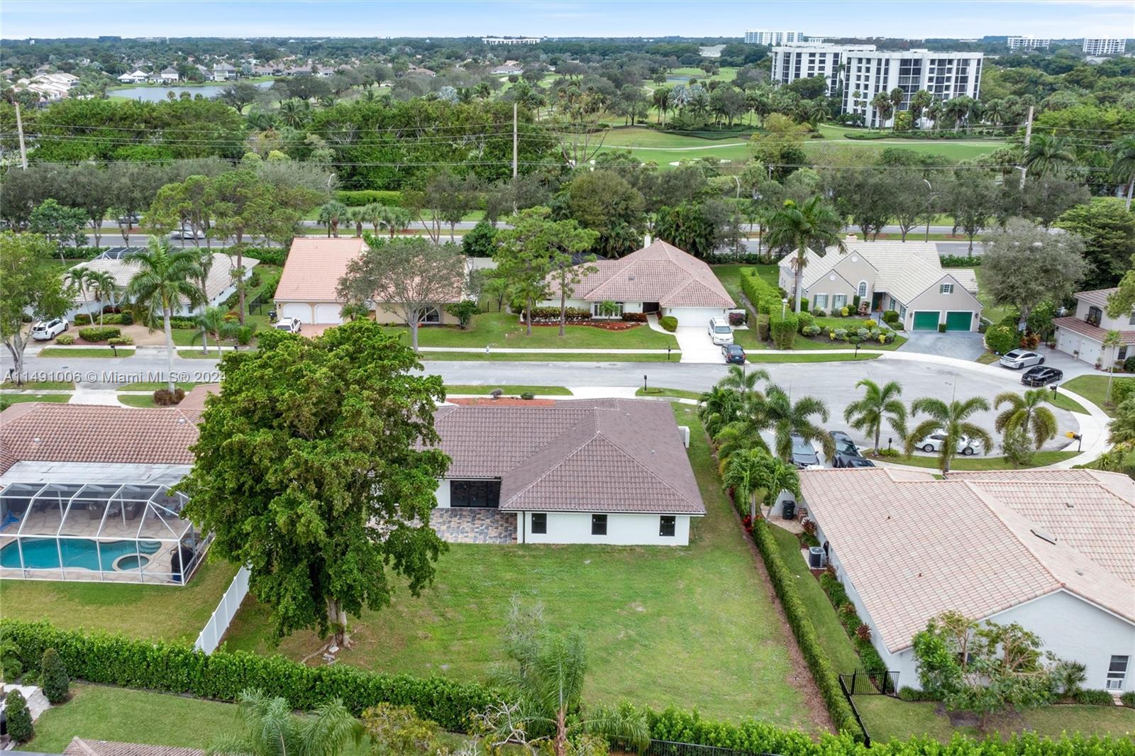 2728 NW 29th Ave  For Sale A11491006, FL