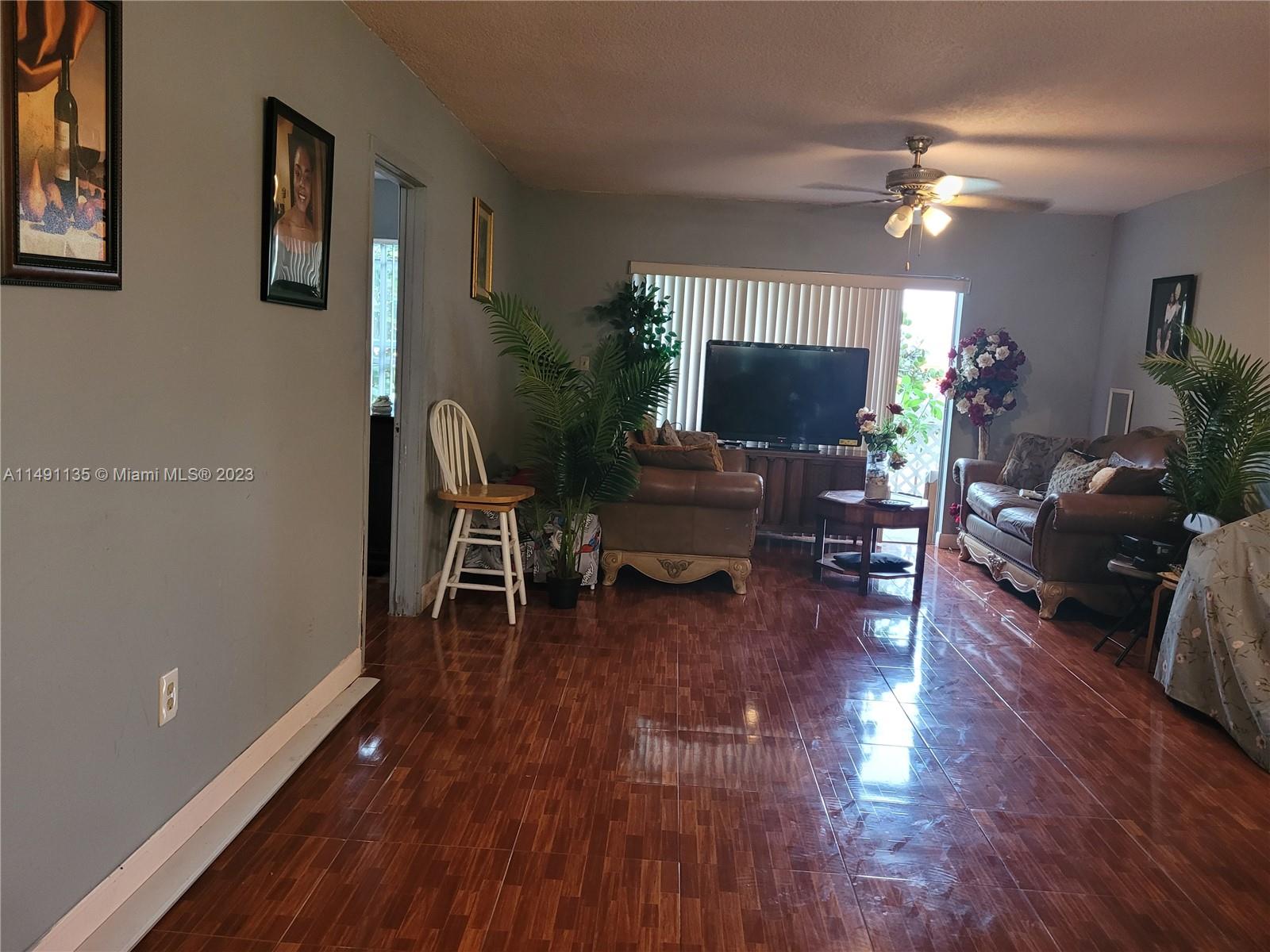 16750 NE 10th Ave 109, North Miami Beach, Florida 33162, 2 Bedrooms Bedrooms, ,2 BathroomsBathrooms,Residential,For Sale,16750 NE 10th Ave 109,A11491135