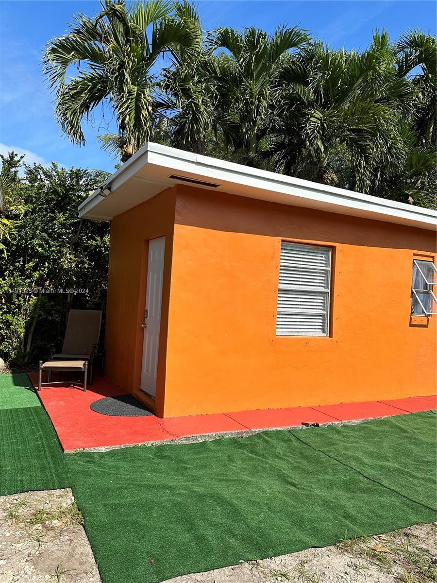 9531-Room4Rent NW 5th Ave RoomONLY, Miami, Florida 33150, 1 Bedroom Bedrooms, ,1 BathroomBathrooms,Residentiallease,For Rent,9531-Room4Rent NW 5th Ave RoomONLY,A11491325