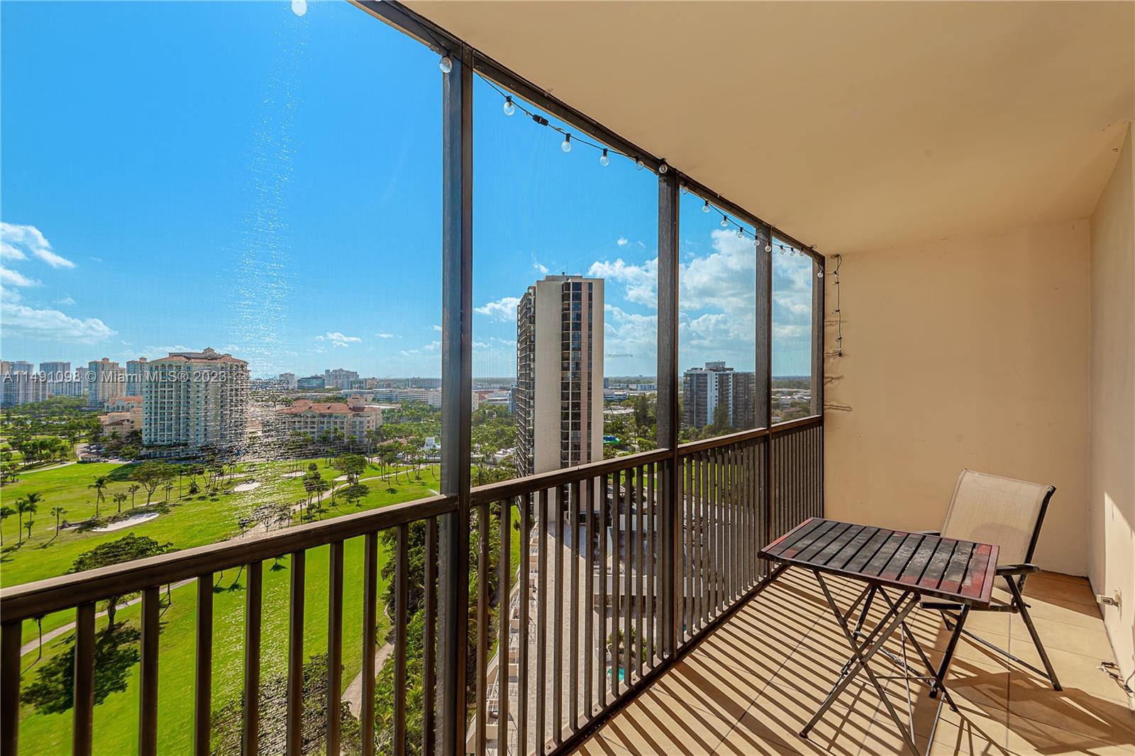 20379 W Country Club Dr #1835 For Sale A11491098, FL