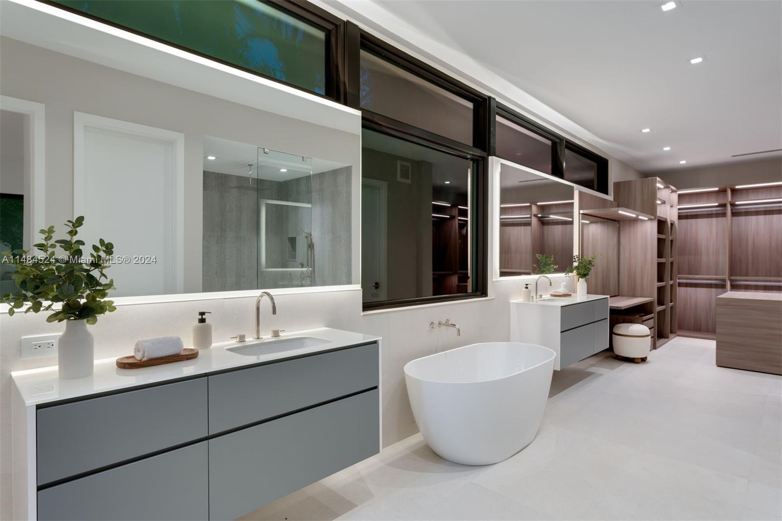 450 Sabal Palm Rd, Miami, FL, 33137 United States, 7 Bedrooms Bedrooms, ,7 BathroomsBathrooms,Residential,For Sale,Sabal Palm Rd,A11484524