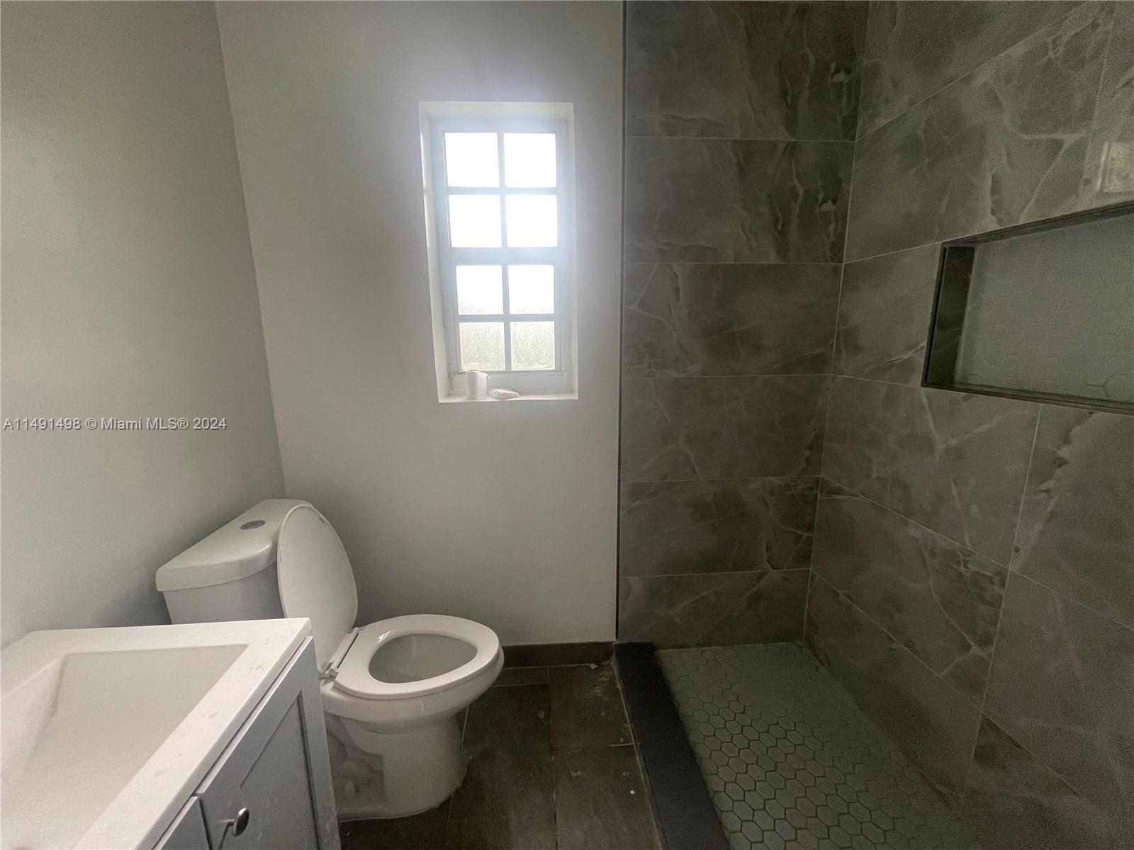 1065 NE 160th Ter 1065, North Miami Beach, Florida 33162, 4 Bedrooms Bedrooms, ,2 BathroomsBathrooms,Residentiallease,For Rent,1065 NE 160th Ter 1065,A11491498