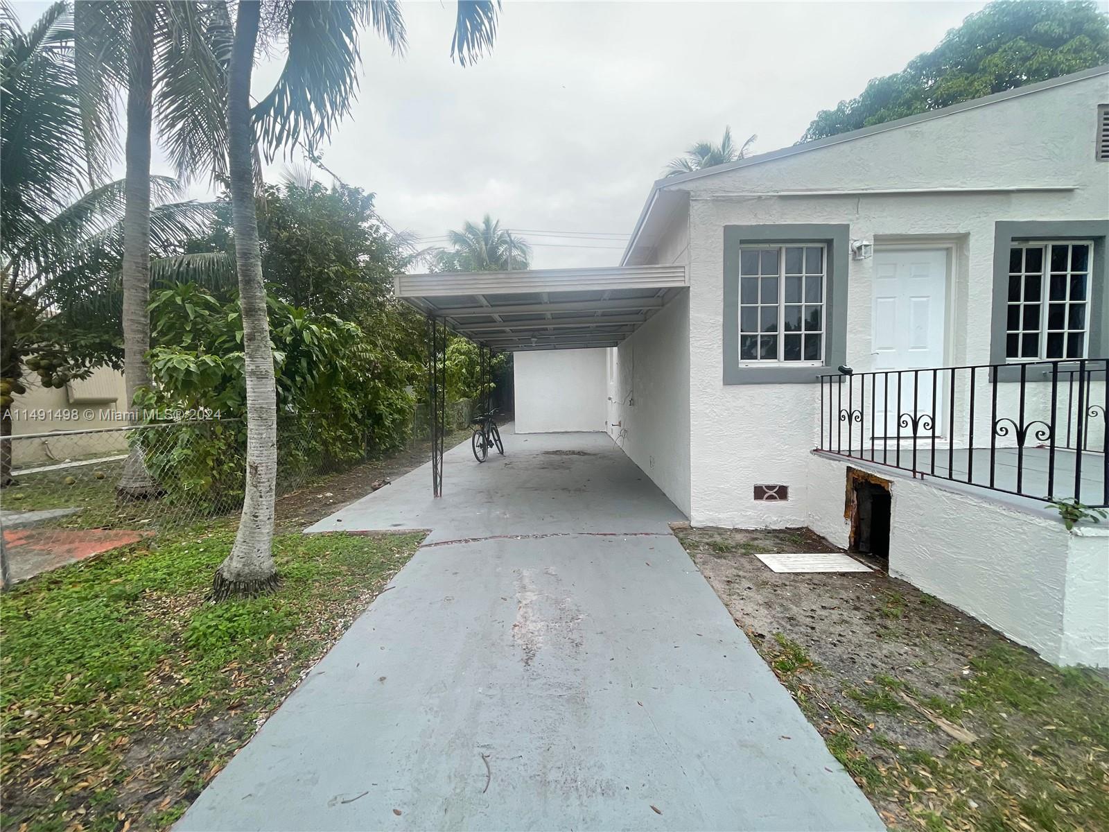 1065 NE 160th Ter 1065, North Miami Beach, Florida 33162, 4 Bedrooms Bedrooms, ,2 BathroomsBathrooms,Residentiallease,For Rent,1065 NE 160th Ter 1065,A11491498
