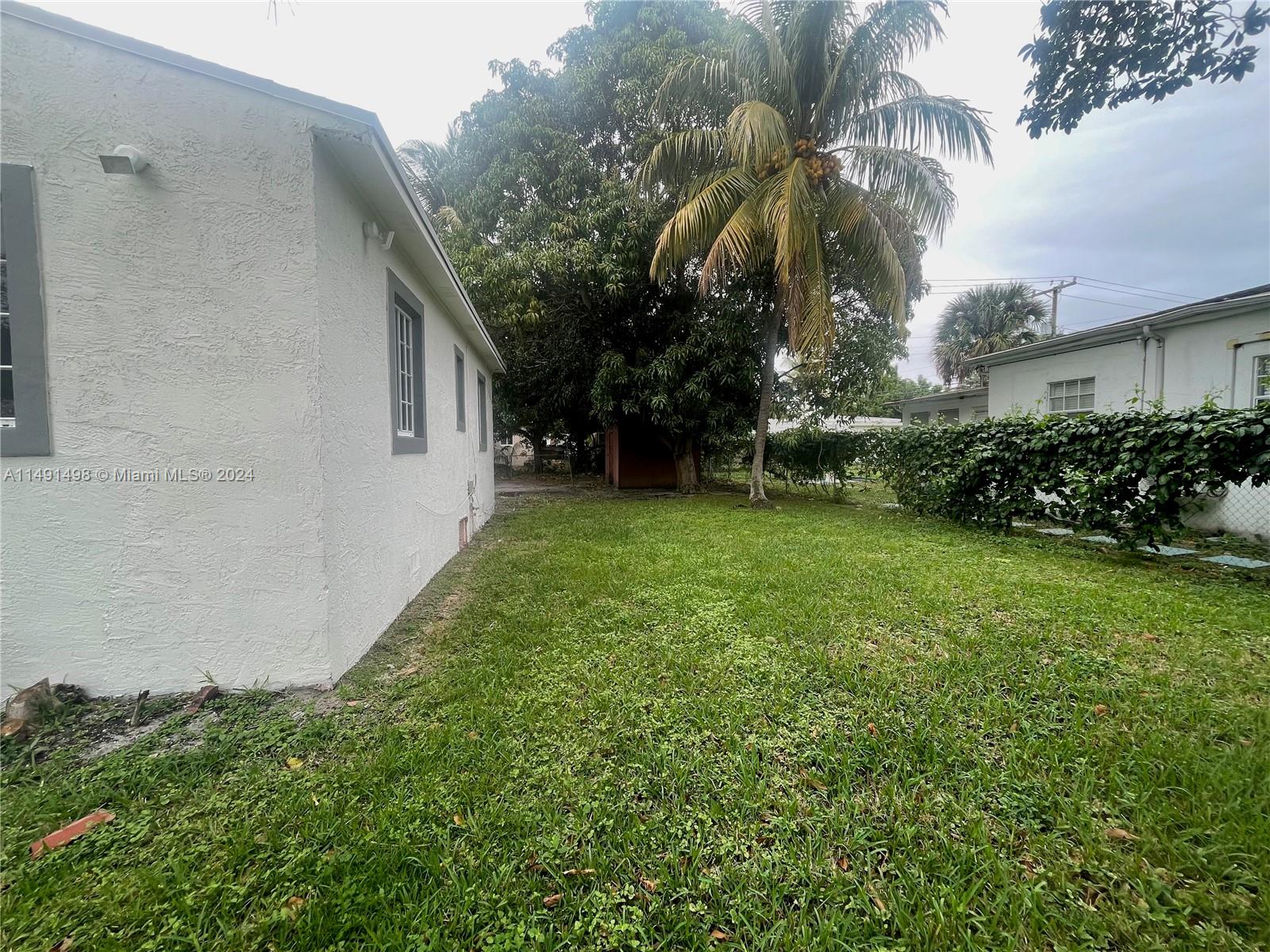 1065 NE 160th Ter 1065, North Miami Beach, Florida 33162, 4 Bedrooms Bedrooms, ,2 BathroomsBathrooms,Residentiallease,For Rent,1065 NE 160th Ter 1065,A11491498