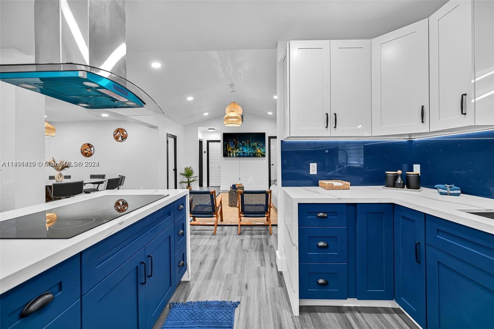 7335 SW 104th St, Pinecrest, Florida 33156, 5 Bedrooms Bedrooms, ,5 BathroomsBathrooms,Residentiallease,For Rent,7335 SW 104th St,A11491420