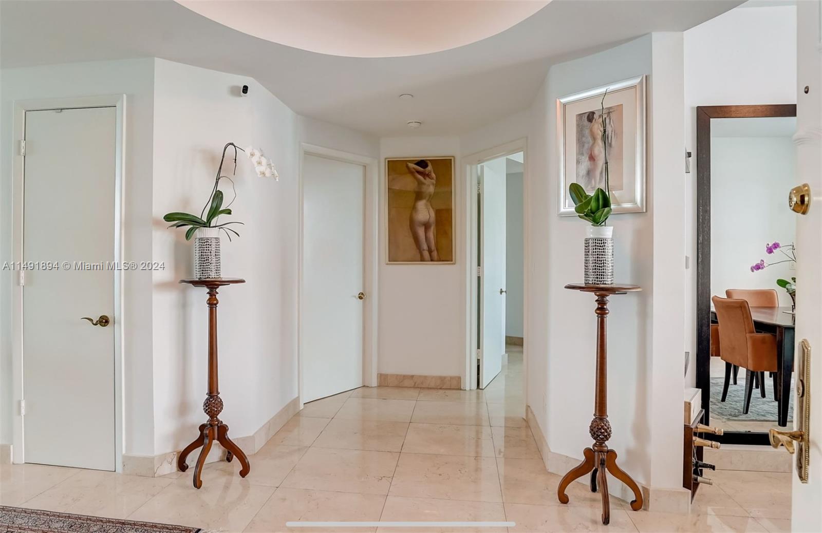 300 S Pointe Dr 1606, Miami Beach, Florida 33139, 2 Bedrooms Bedrooms, ,2 BathroomsBathrooms,Residentiallease,For Rent,300 S Pointe Dr 1606,A11491894