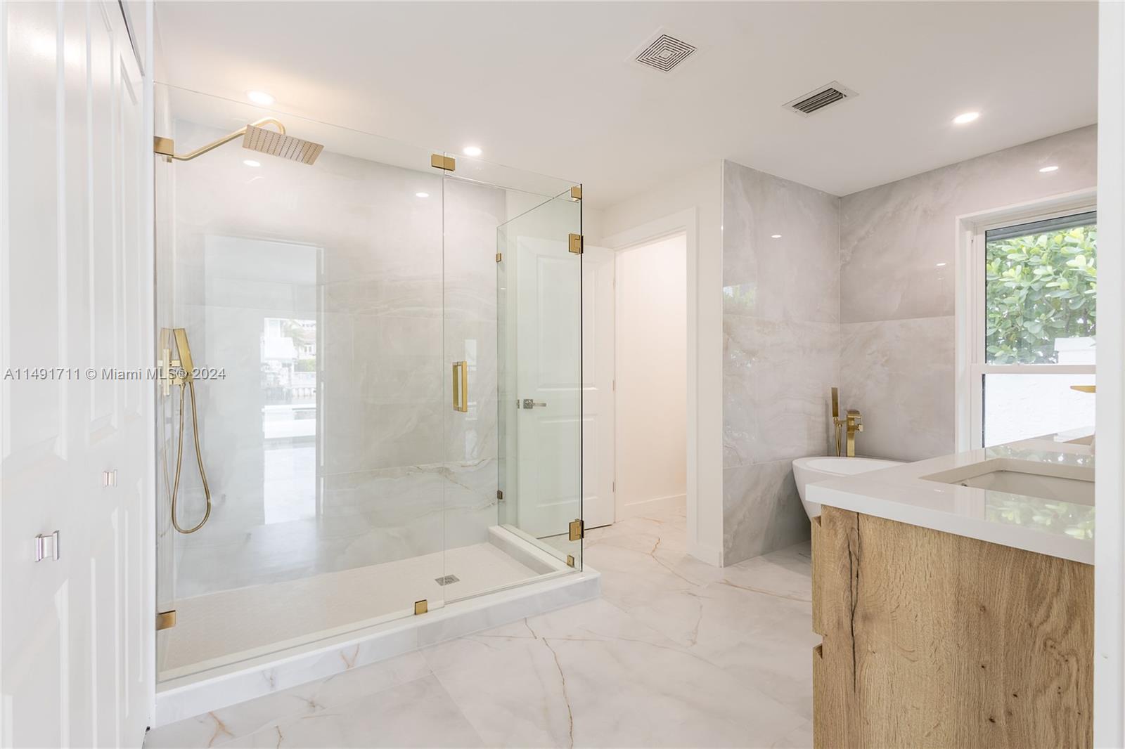 291 Heron Ave, Naples, FL, 34108 United States, 4 Bedrooms Bedrooms, ,3 BathroomsBathrooms,Residential,For Sale,Heron Ave,A11491711