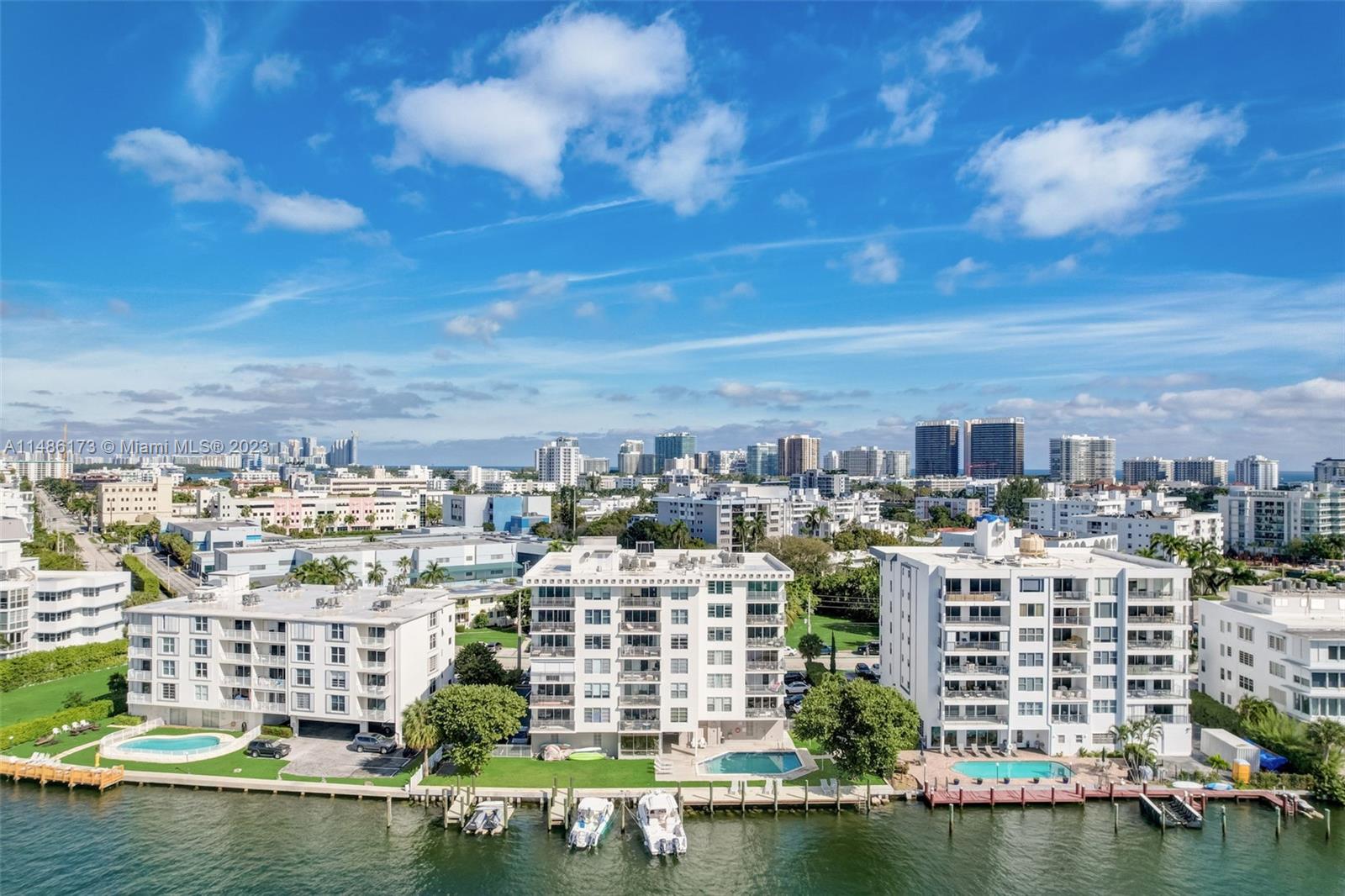 9250 W Bay Harbor Dr #5D For Sale A11486173, FL