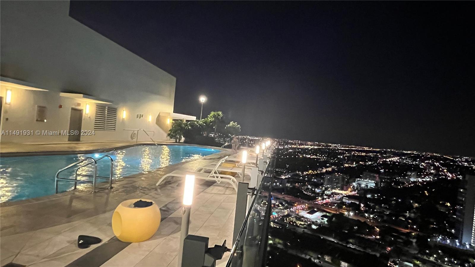 501 NE 31st St 1201, Miami, Florida 33137, 3 Bedrooms Bedrooms, ,2 BathroomsBathrooms,Residentiallease,For Rent,501 NE 31st St 1201,A11491931