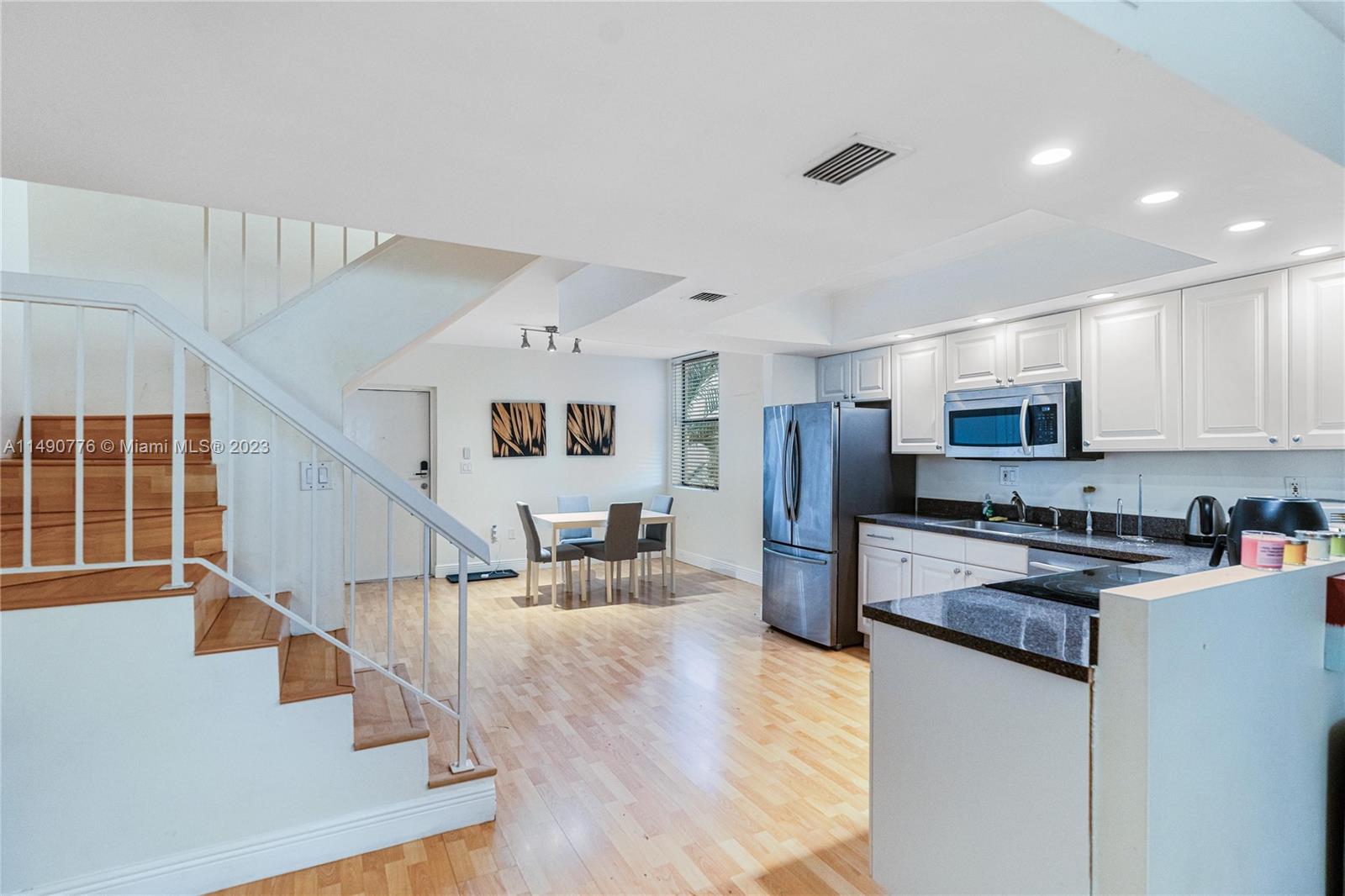 20341 30th Ave, Aventura, FL, 33180 United States, 2 Bedrooms Bedrooms, ,2 BathroomsBathrooms,Residential,For Sale,30th Ave,A11490776