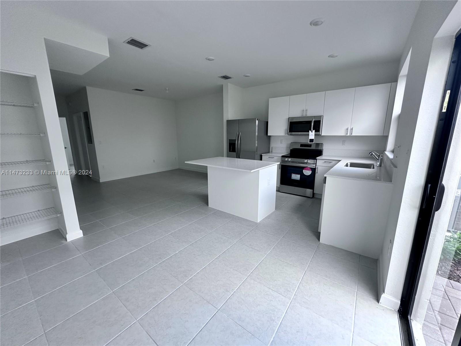 12883 SW 234th Street, Miami, Florida 33032, 3 Bedrooms Bedrooms, ,3 BathroomsBathrooms,Residentiallease,For Rent,12883 SW 234th Street,A11473233