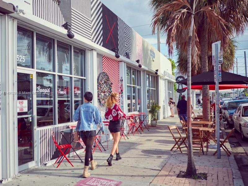 46 NW 35th St 2, Miami, Florida 33127, 2 Bedrooms Bedrooms, ,1 BathroomBathrooms,Residentiallease,For Rent,46 NW 35th St 2,A11491299