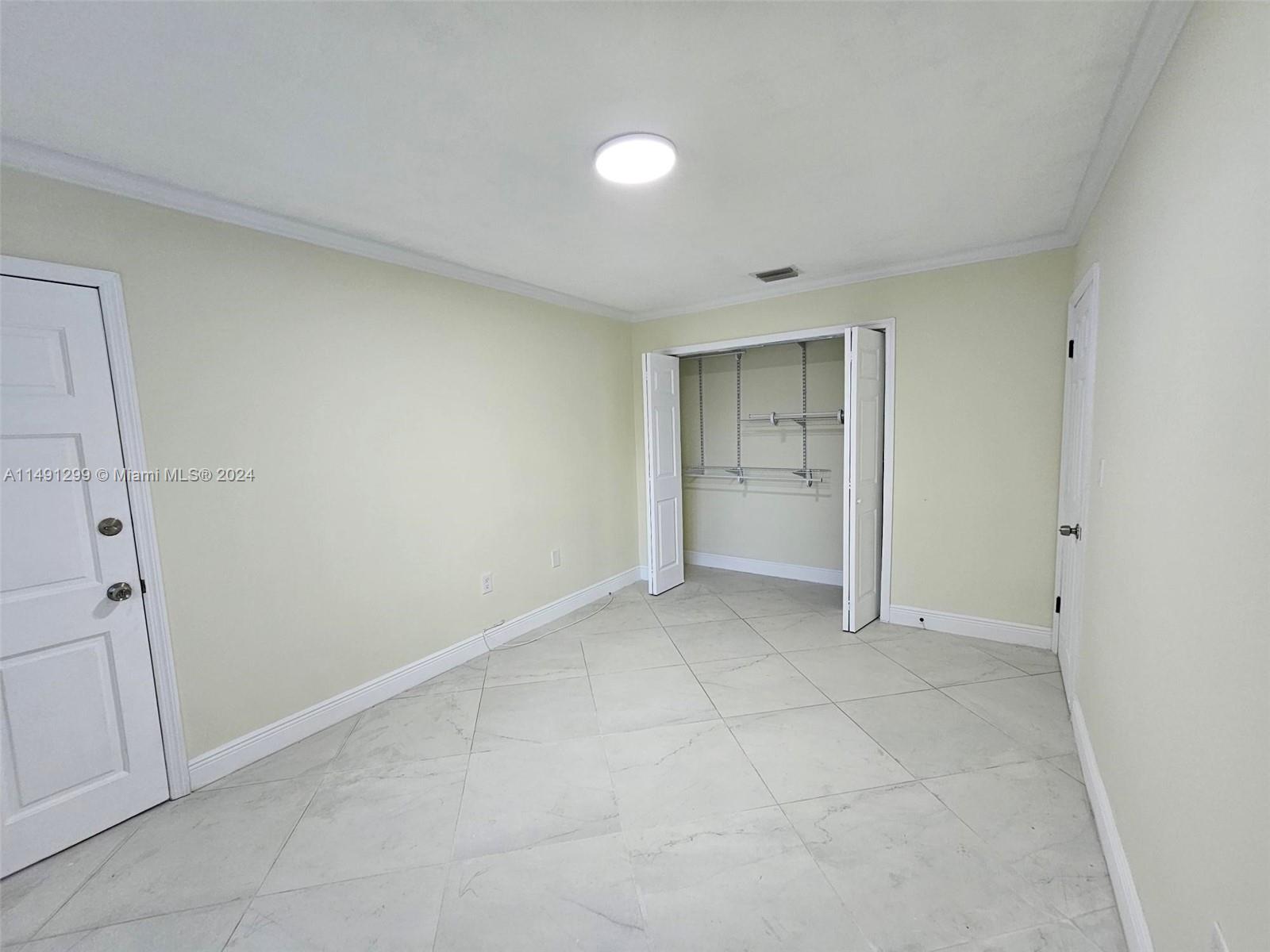 46 NW 35th St 2, Miami, Florida 33127, 2 Bedrooms Bedrooms, ,1 BathroomBathrooms,Residentiallease,For Rent,46 NW 35th St 2,A11491299