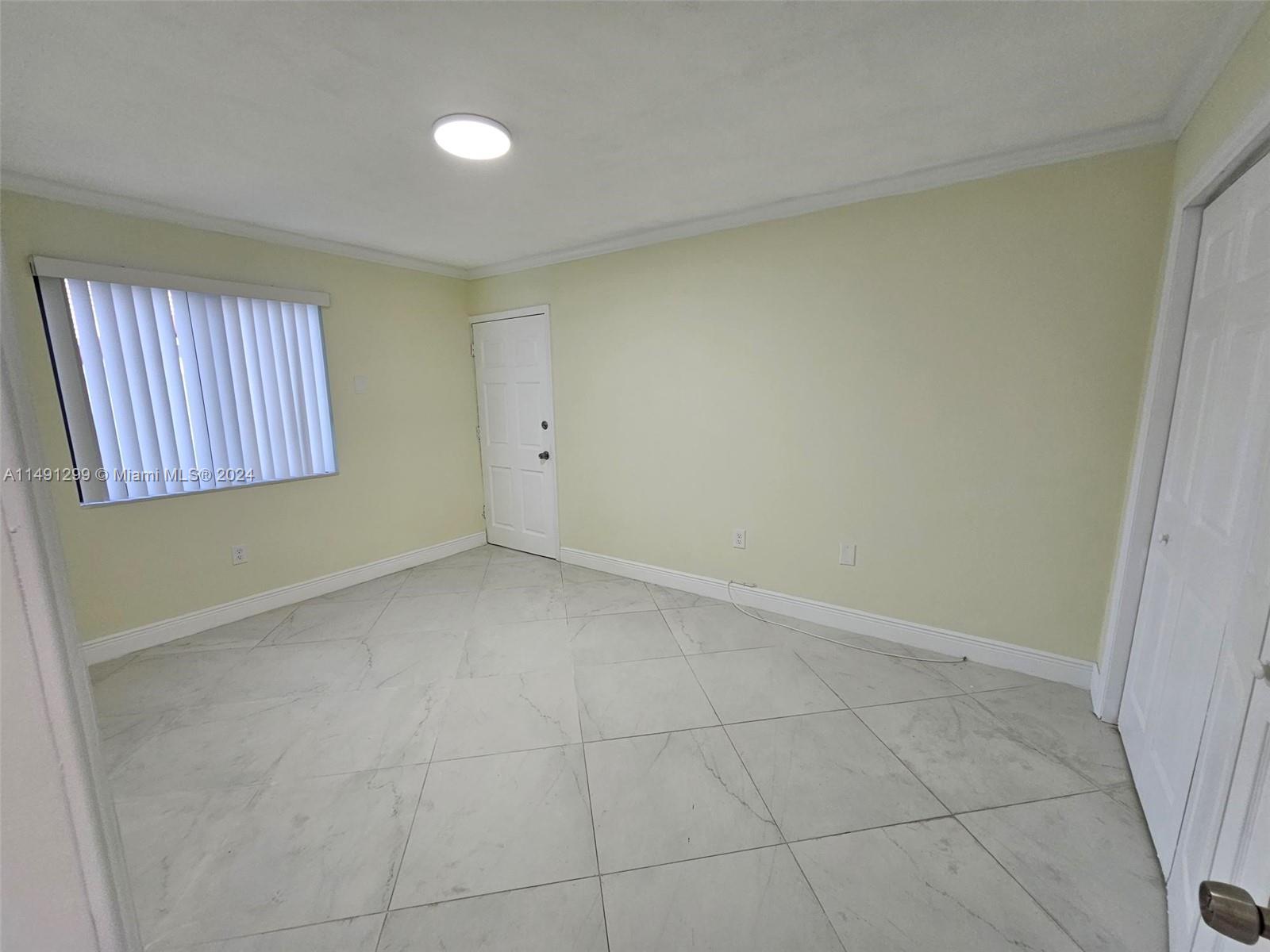 46 NW 35th St 2, Miami, Florida 33127, 2 Bedrooms Bedrooms, ,1 BathroomBathrooms,Residentiallease,For Rent,46 NW 35th St 2,A11491299
