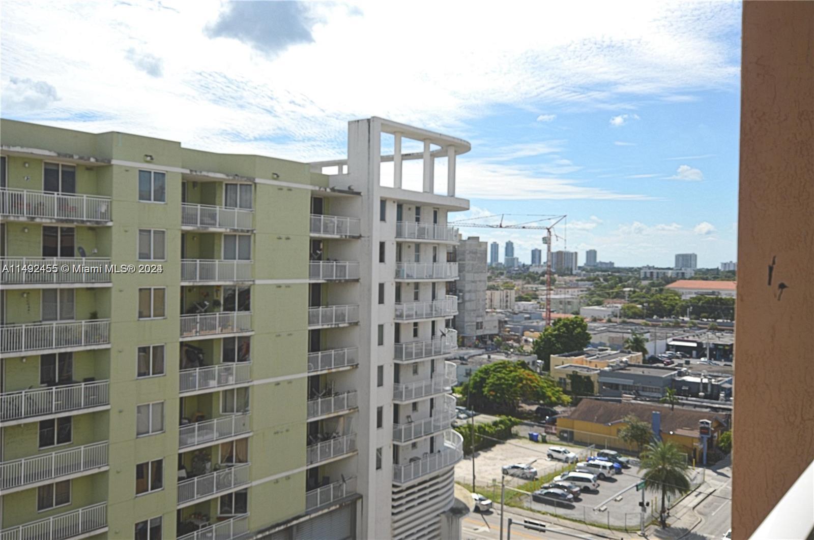 218 NW 12th AVE 1009, Miami, Florida 33128, 3 Bedrooms Bedrooms, ,3 BathroomsBathrooms,Residentiallease,For Rent,218 NW 12th AVE 1009,A11492455