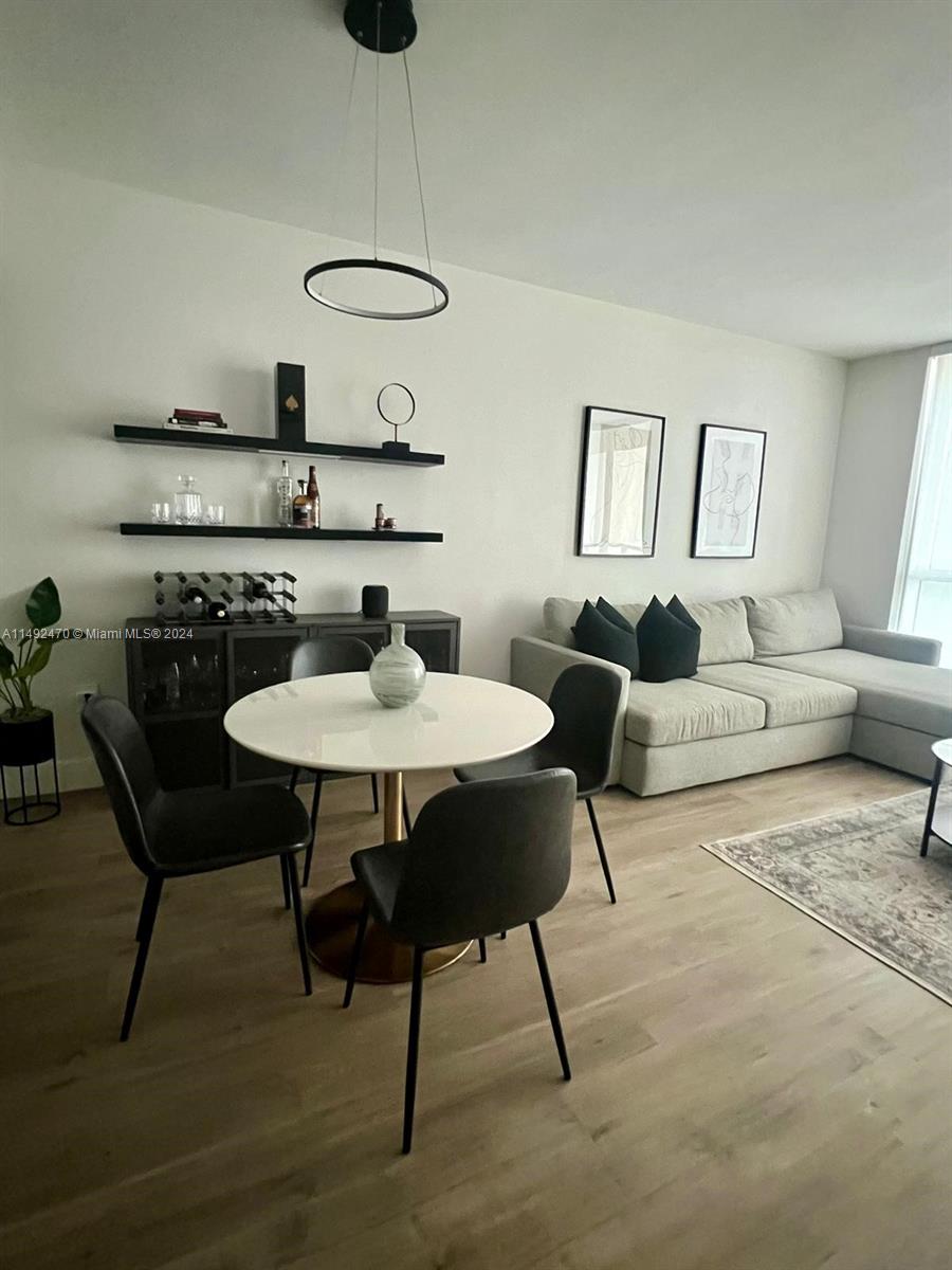 253 NE 2nd St 1806, Miami, Florida 33132, 1 Bedroom Bedrooms, ,1 BathroomBathrooms,Residential,For Sale,253 NE 2nd St 1806,A11492470