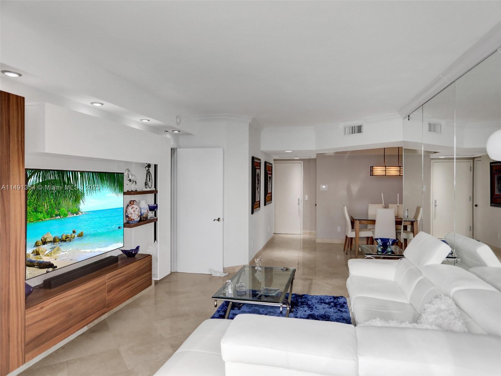 21205 Yacht Club Dr, Aventura, FL, 33180 United States, 2 Bedrooms Bedrooms, ,2 BathroomsBathrooms,Residential,For Sale,Yacht Club Dr,A11491354
